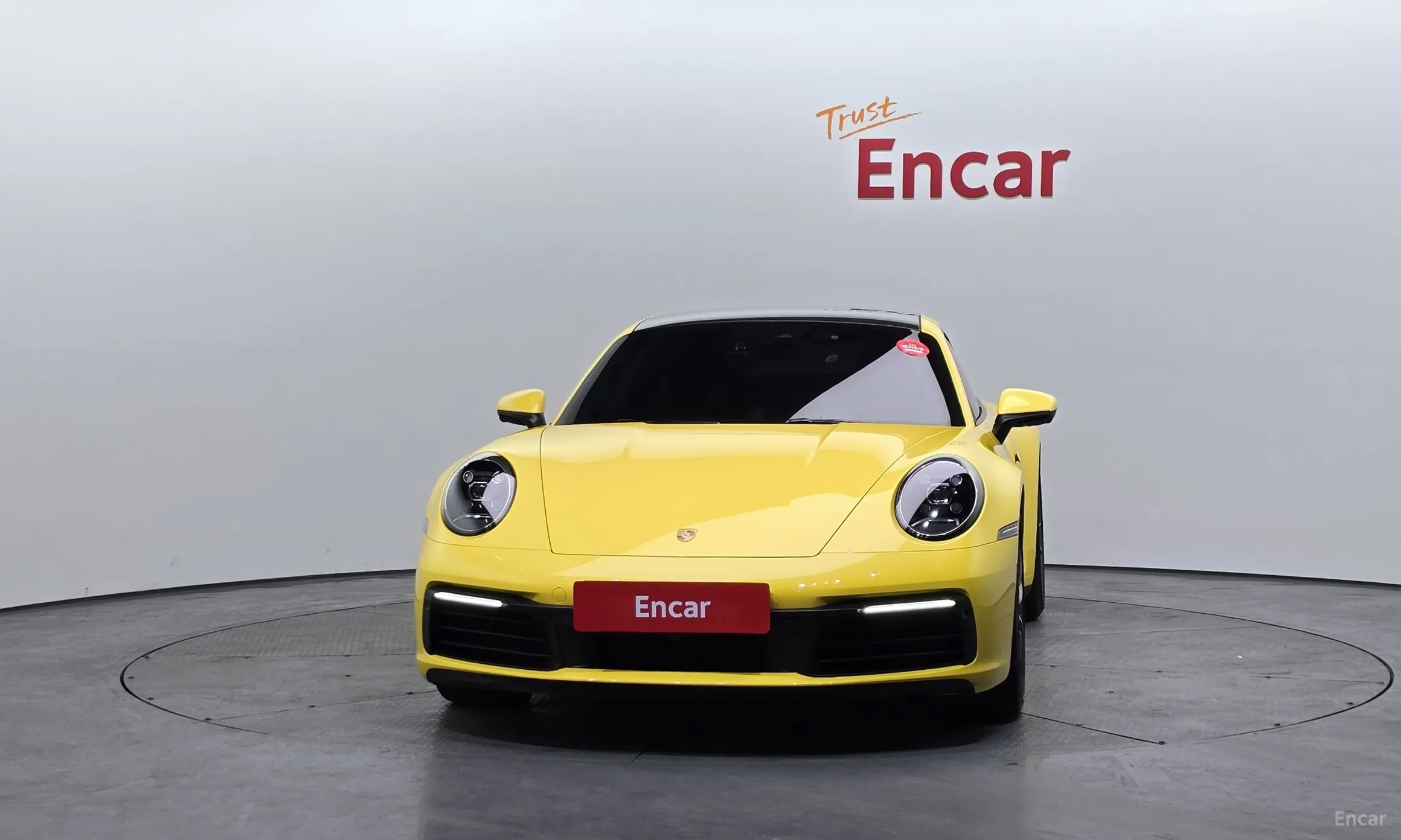 Porsche 911 (992) превью 3