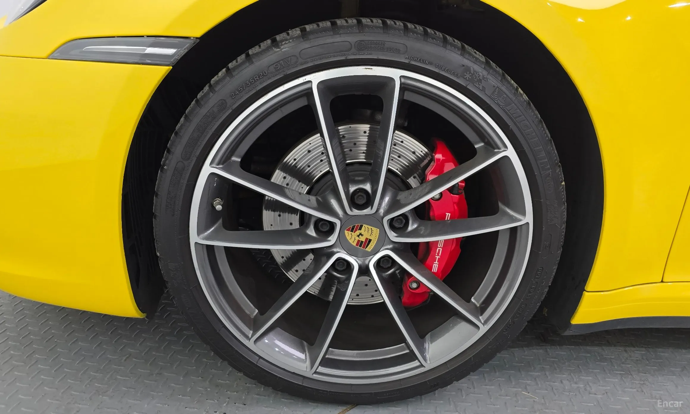 Porsche 911 (992) превью 5
