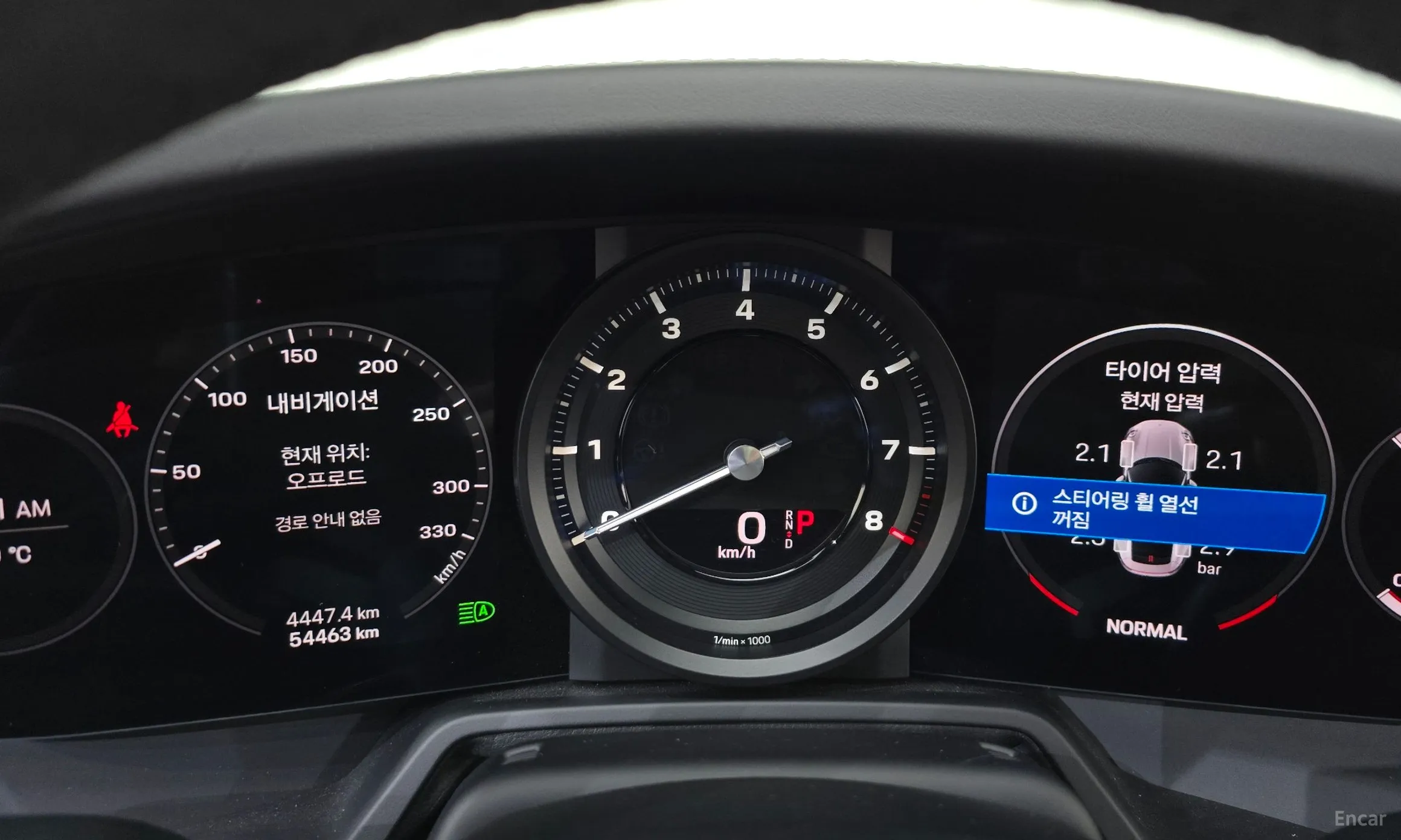 Porsche 911 (992) превью 8