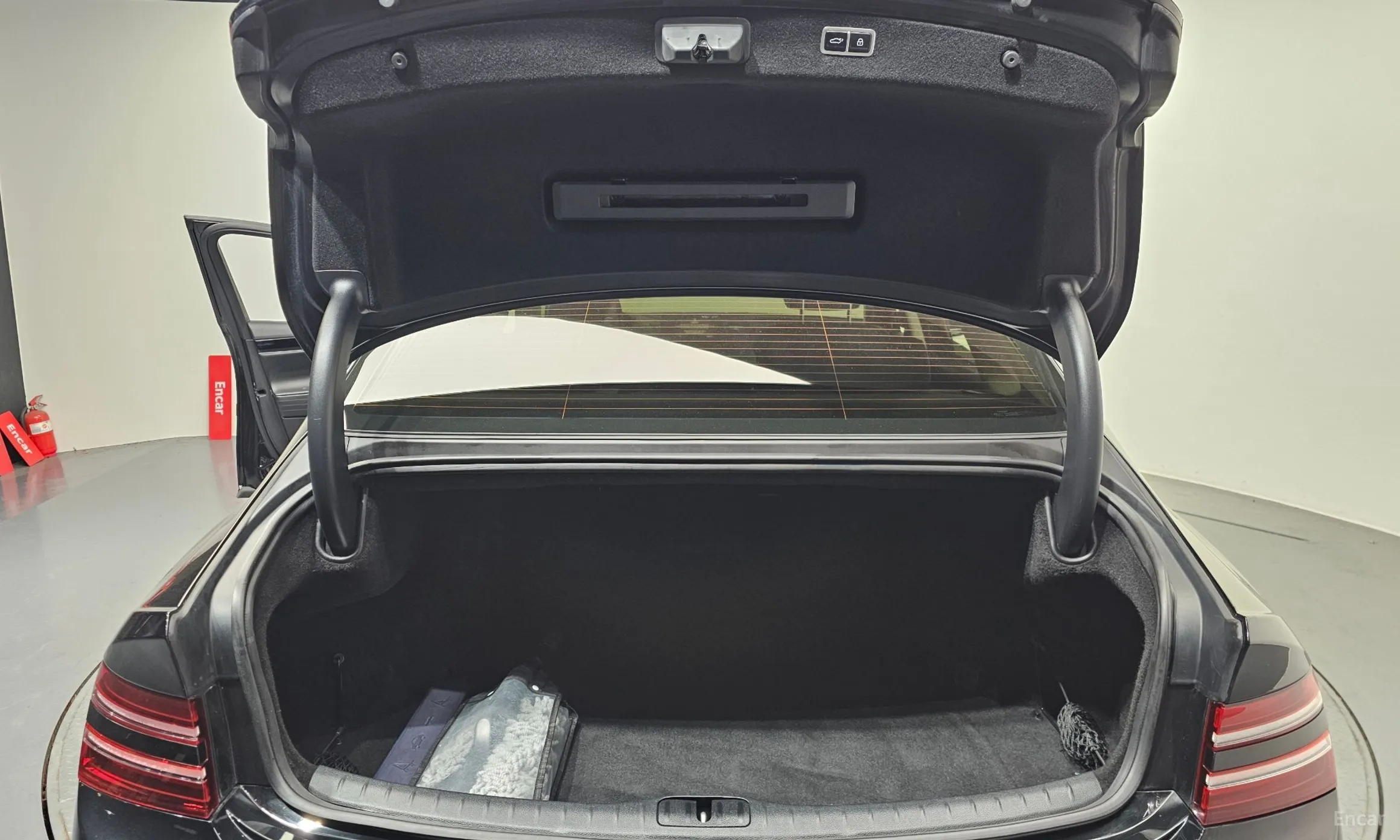 Genesis G80 (RG3) превью 20