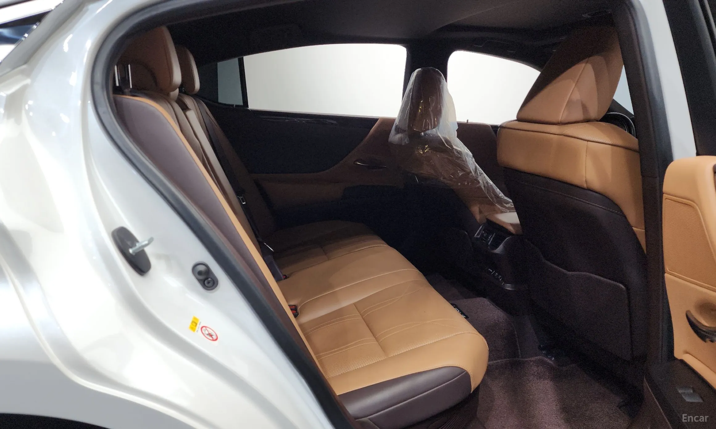 Lexus ES300h 7th Generation превью 12