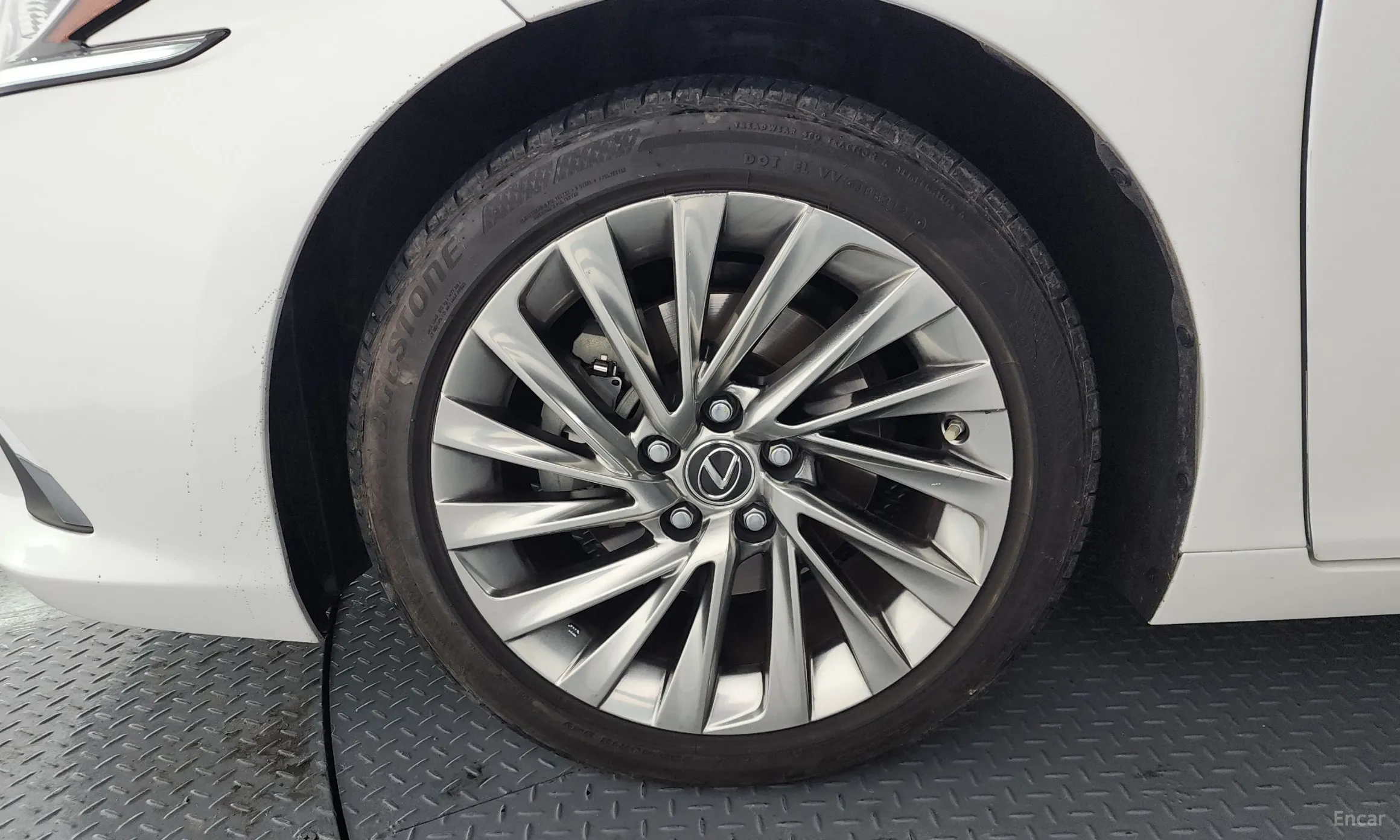 Lexus ES300h 7th Generation превью 5