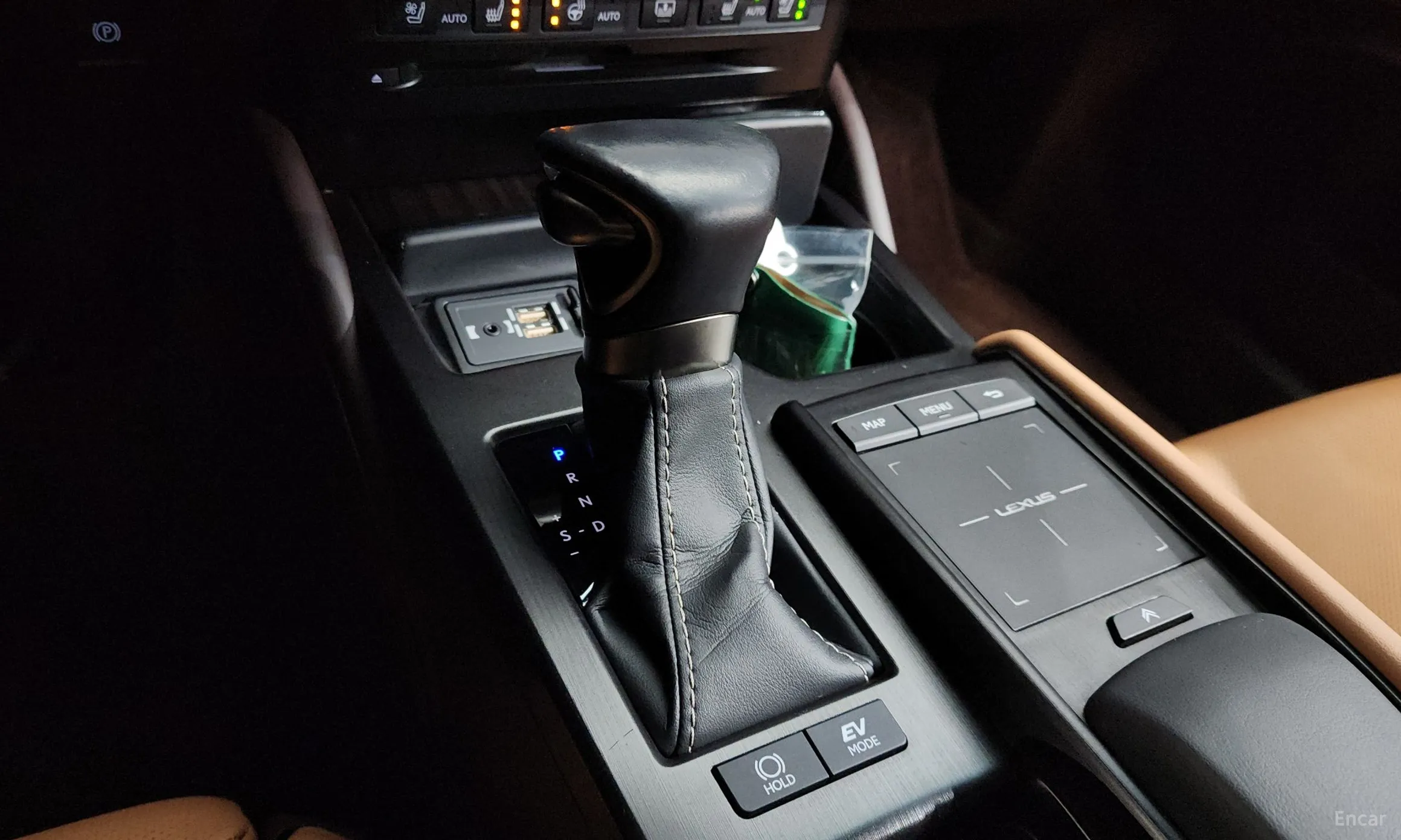 Lexus ES300h 7th Generation превью 9