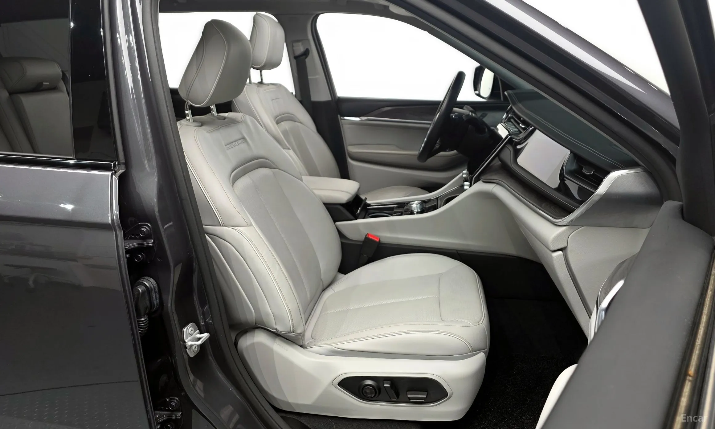 Jeep Grand Cherokee (WL) превью 11