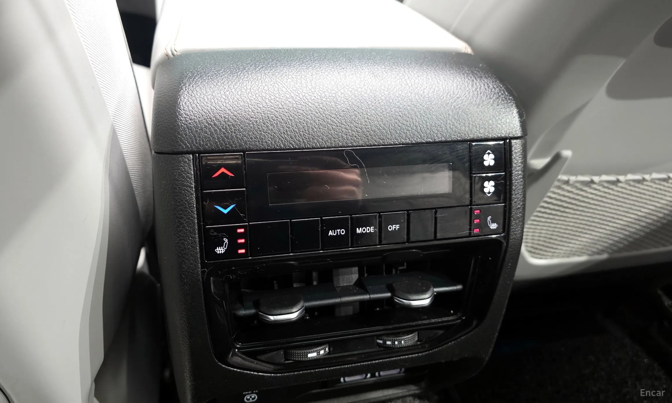 Jeep Grand Cherokee (WL) превью 19