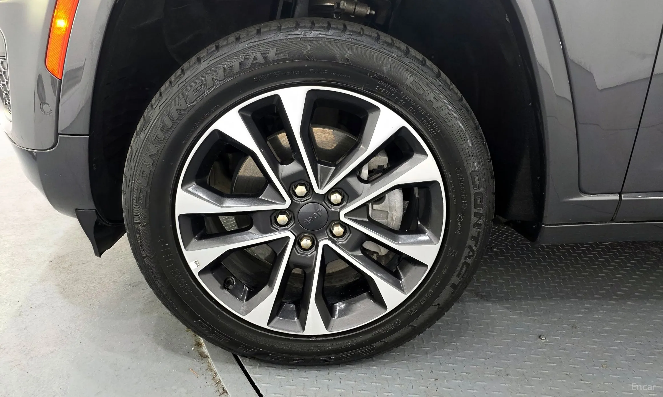 Jeep Grand Cherokee (WL) превью 5
