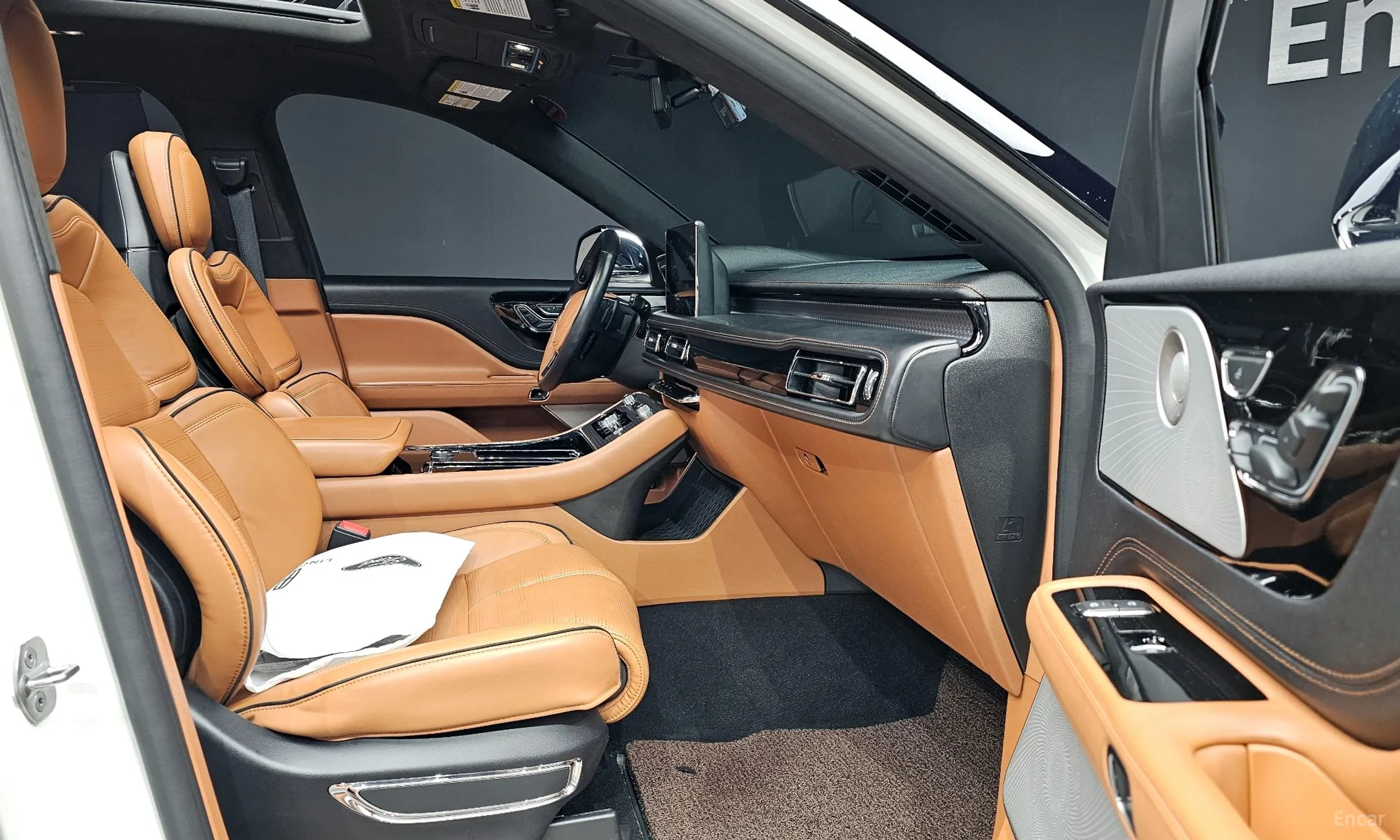 Lincoln Aviator 2nd Generation превью 10