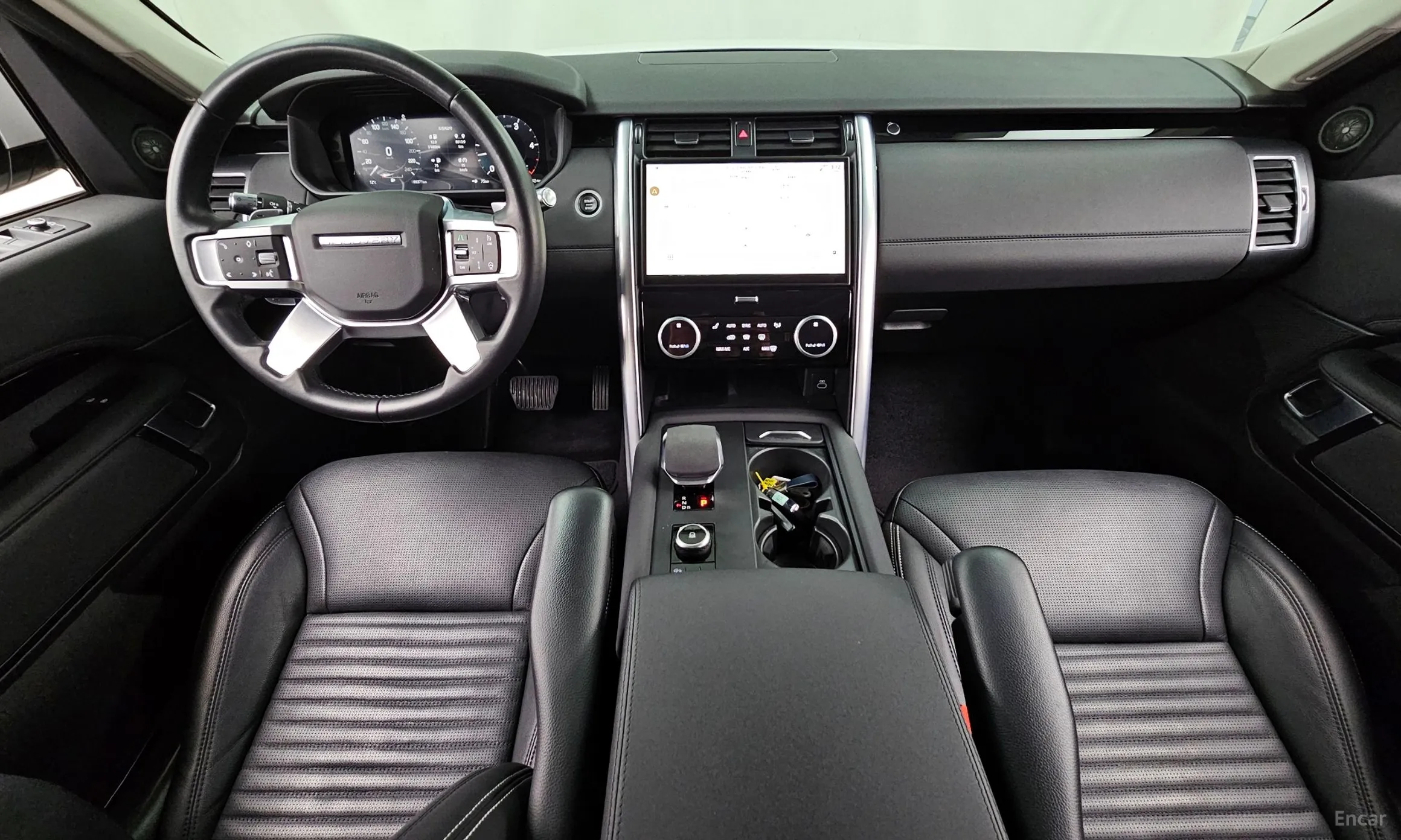 Land Rover Discovery 5 превью 7