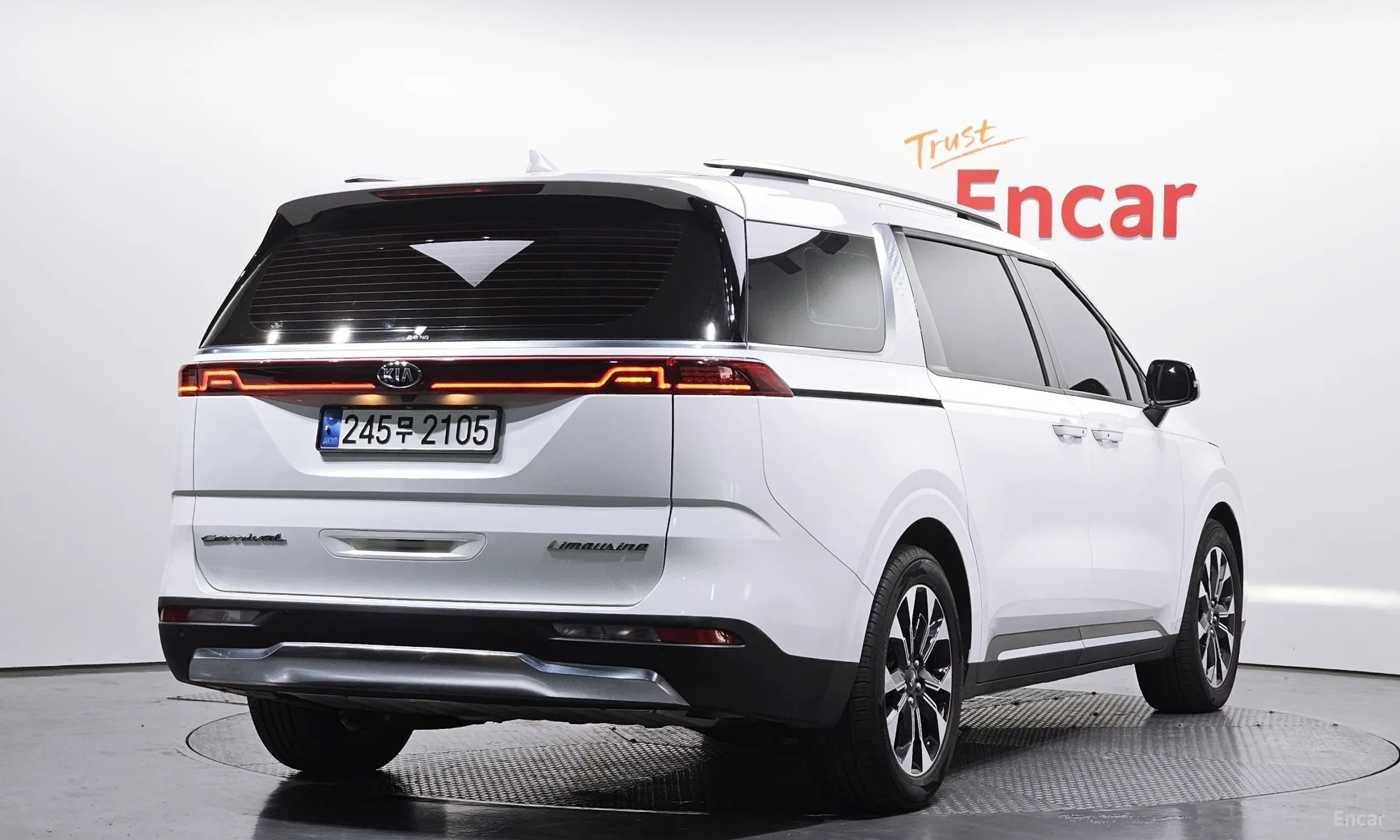 Kia Carnival Gen 4 превью 2