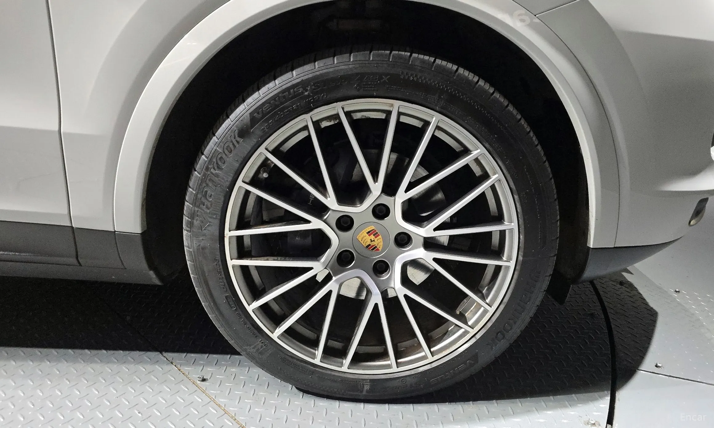 Porsche Cayenne (PO536) превью 5