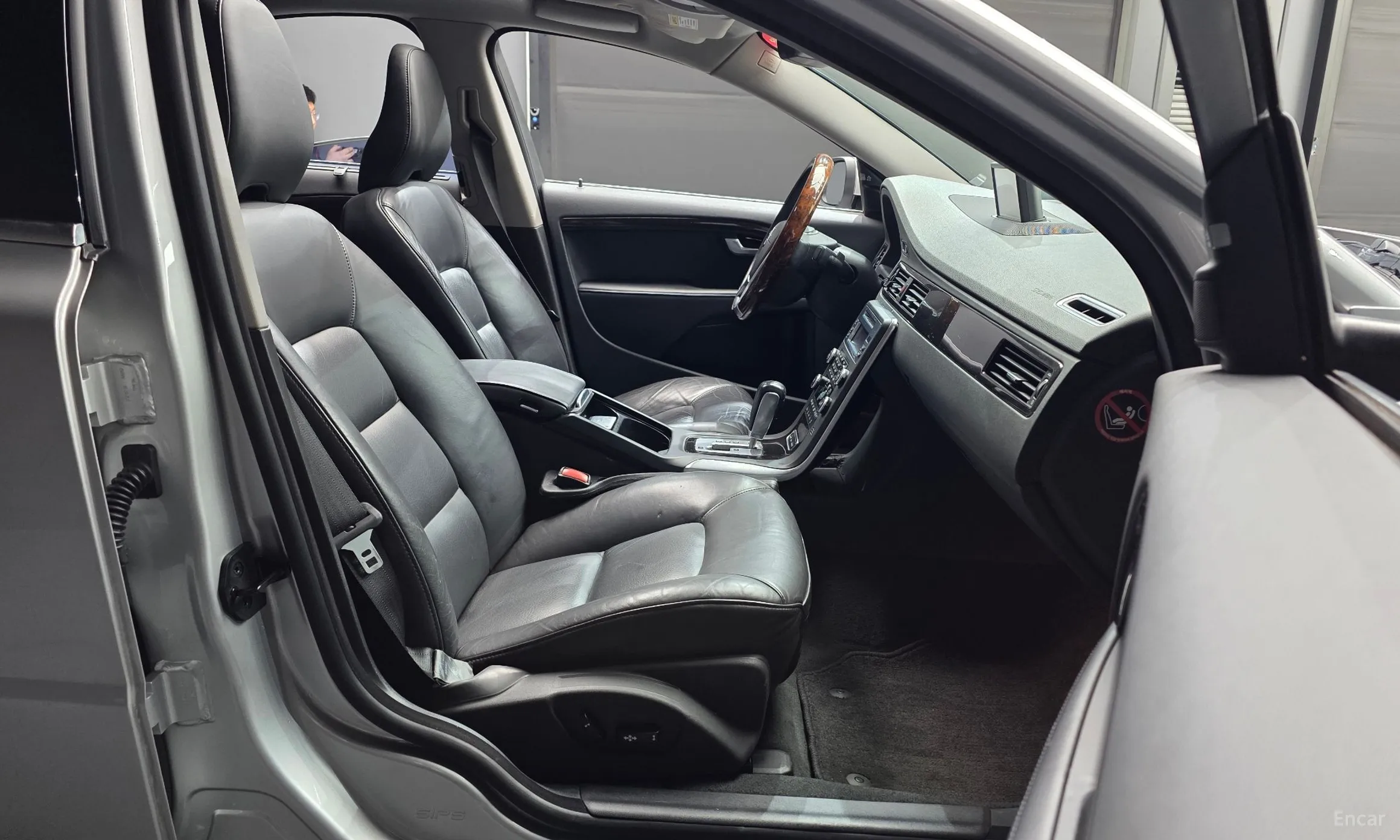 Volvo S80 превью 11