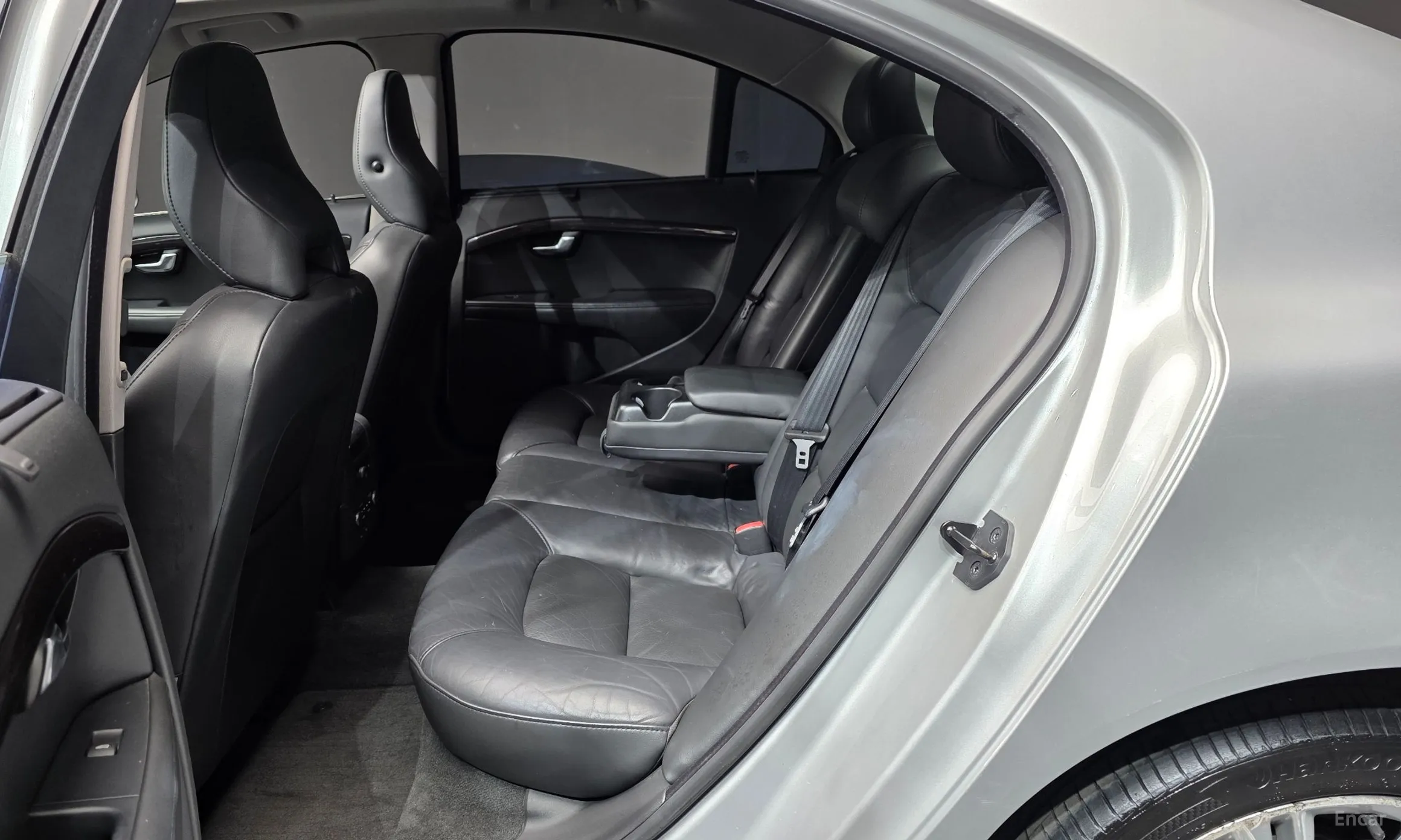 Volvo S80 превью 12