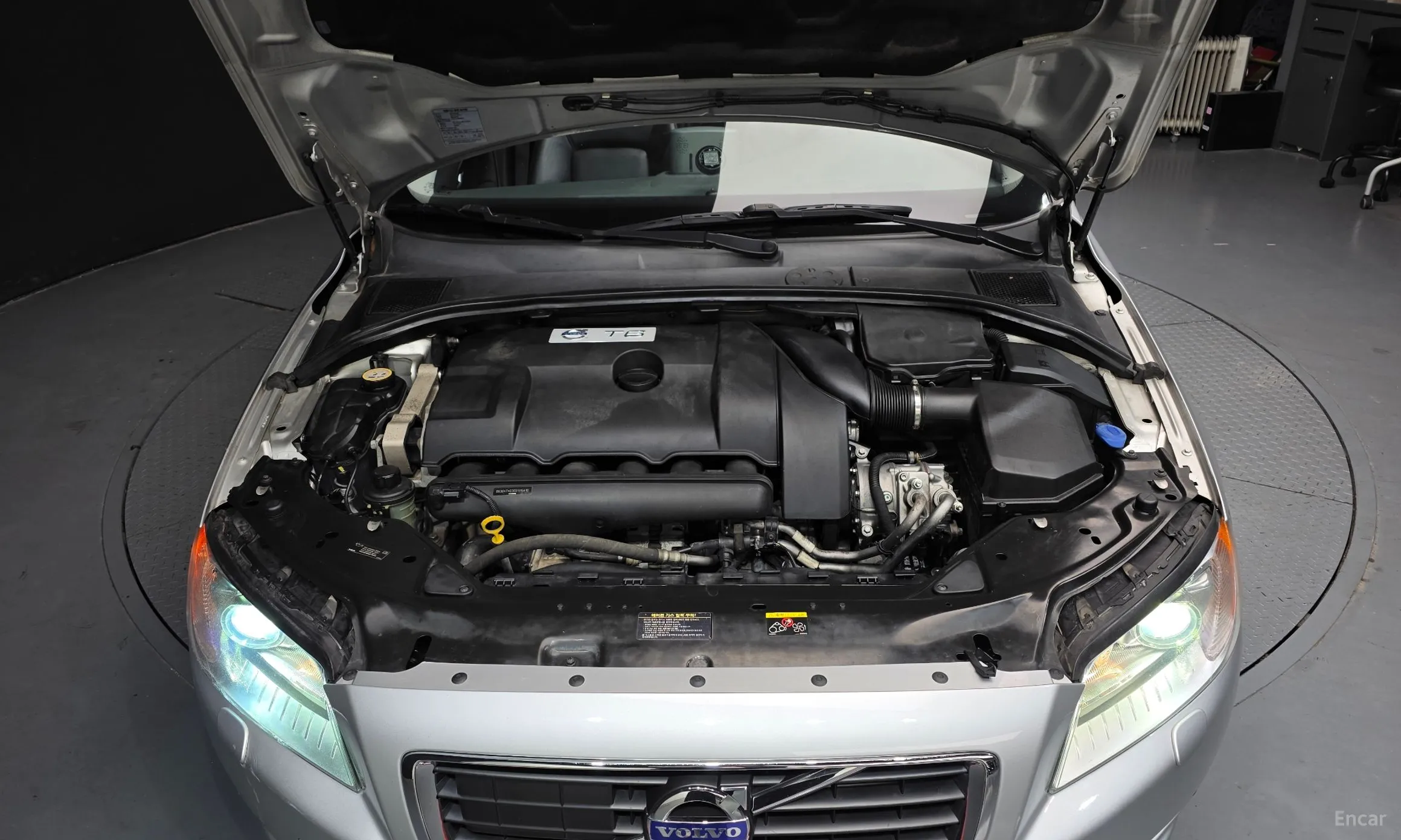 Volvo S80 превью 6