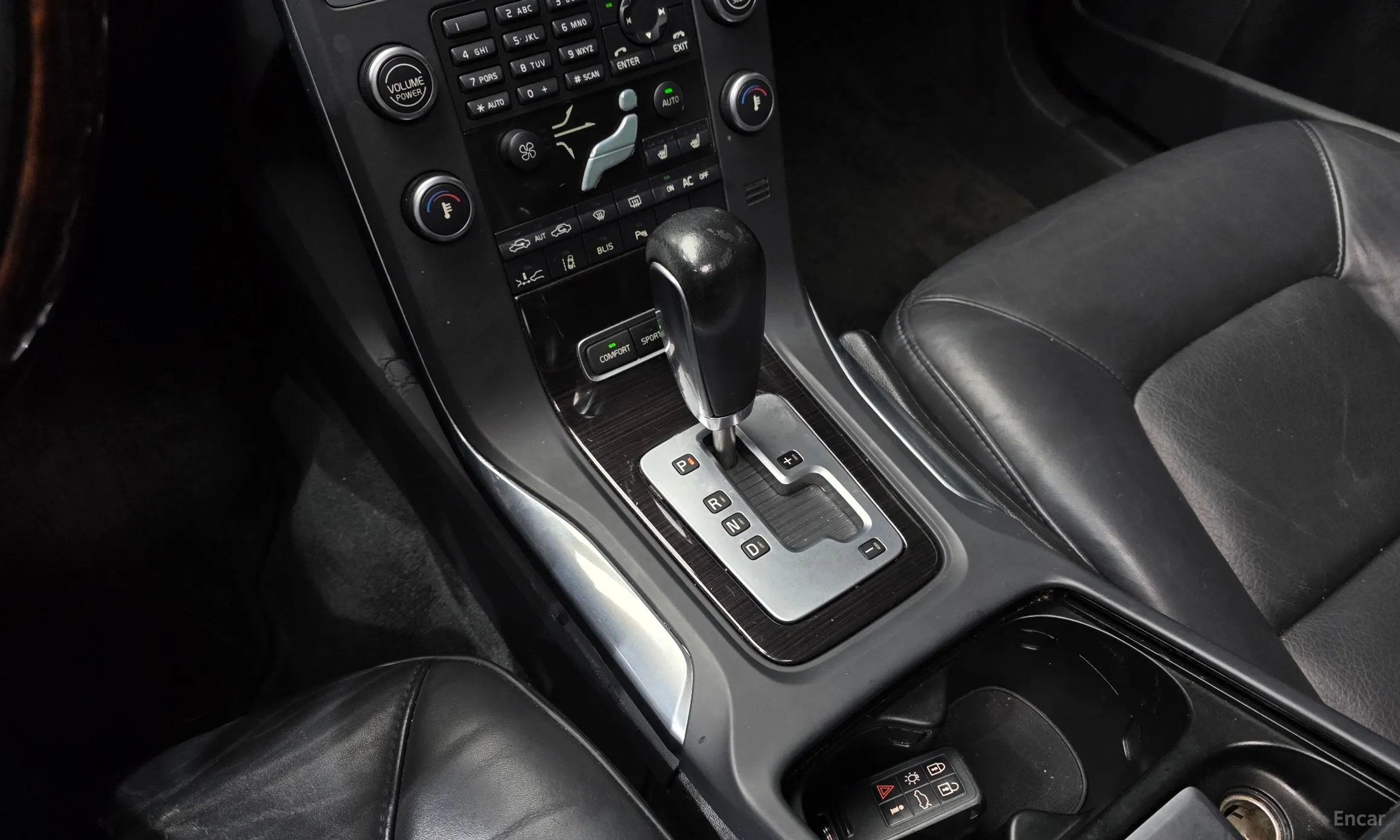 Volvo S80 превью 9