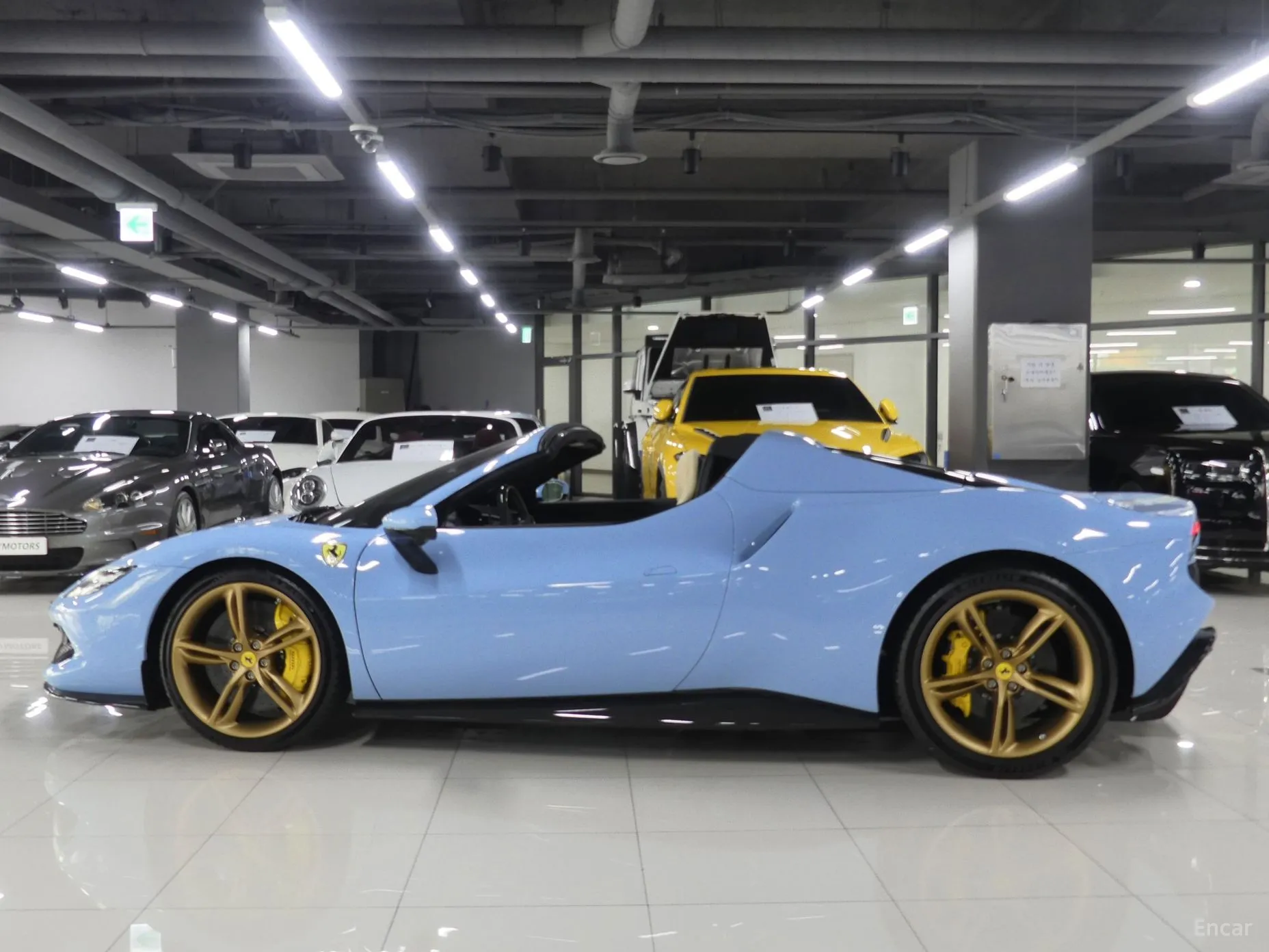 Ferrari 296 GTS превью 3