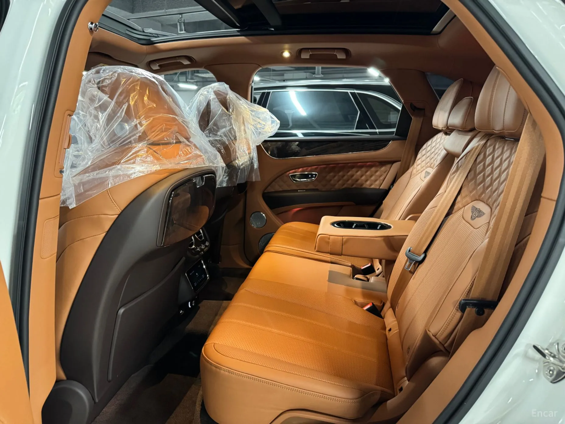 Bentley Bentayga превью 13