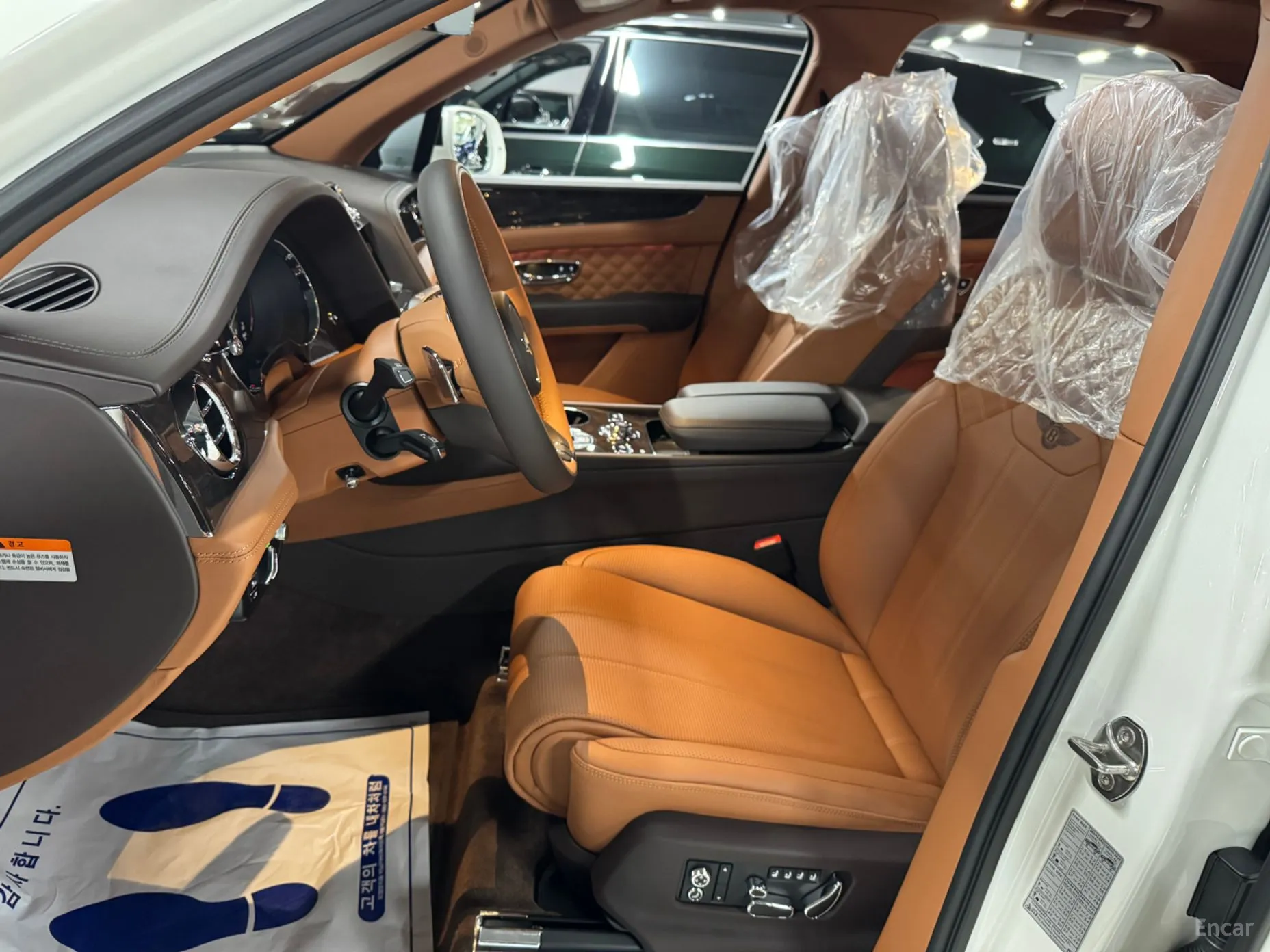 Bentley Bentayga превью 8
