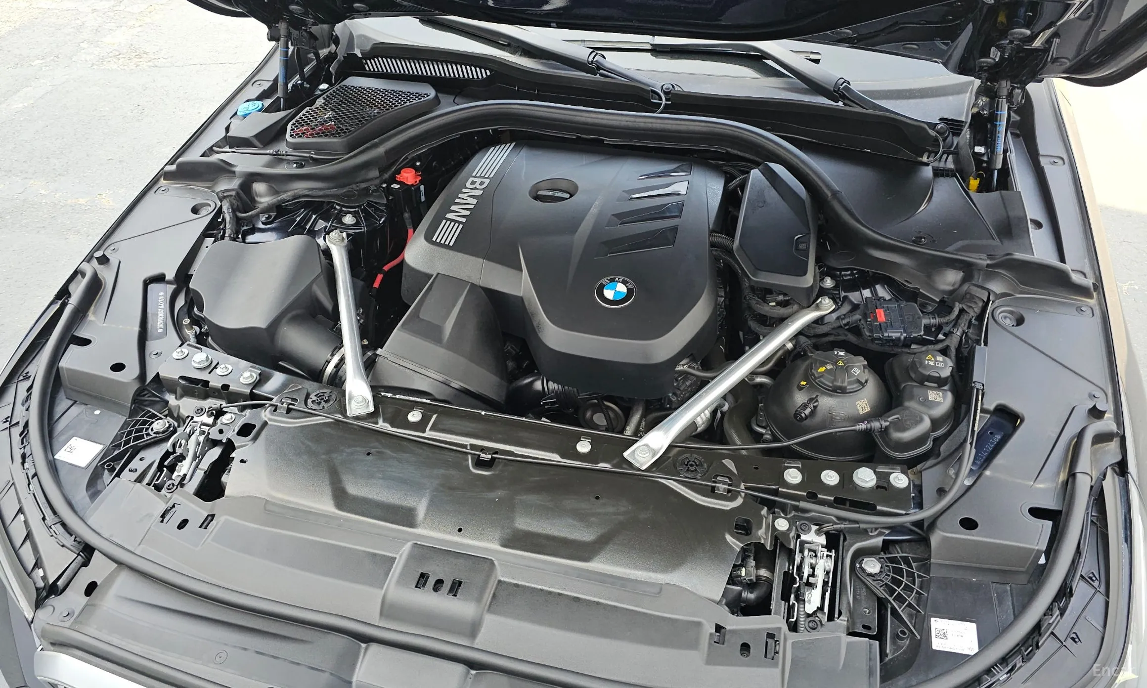 BMW 5 Series (G60) превью 6