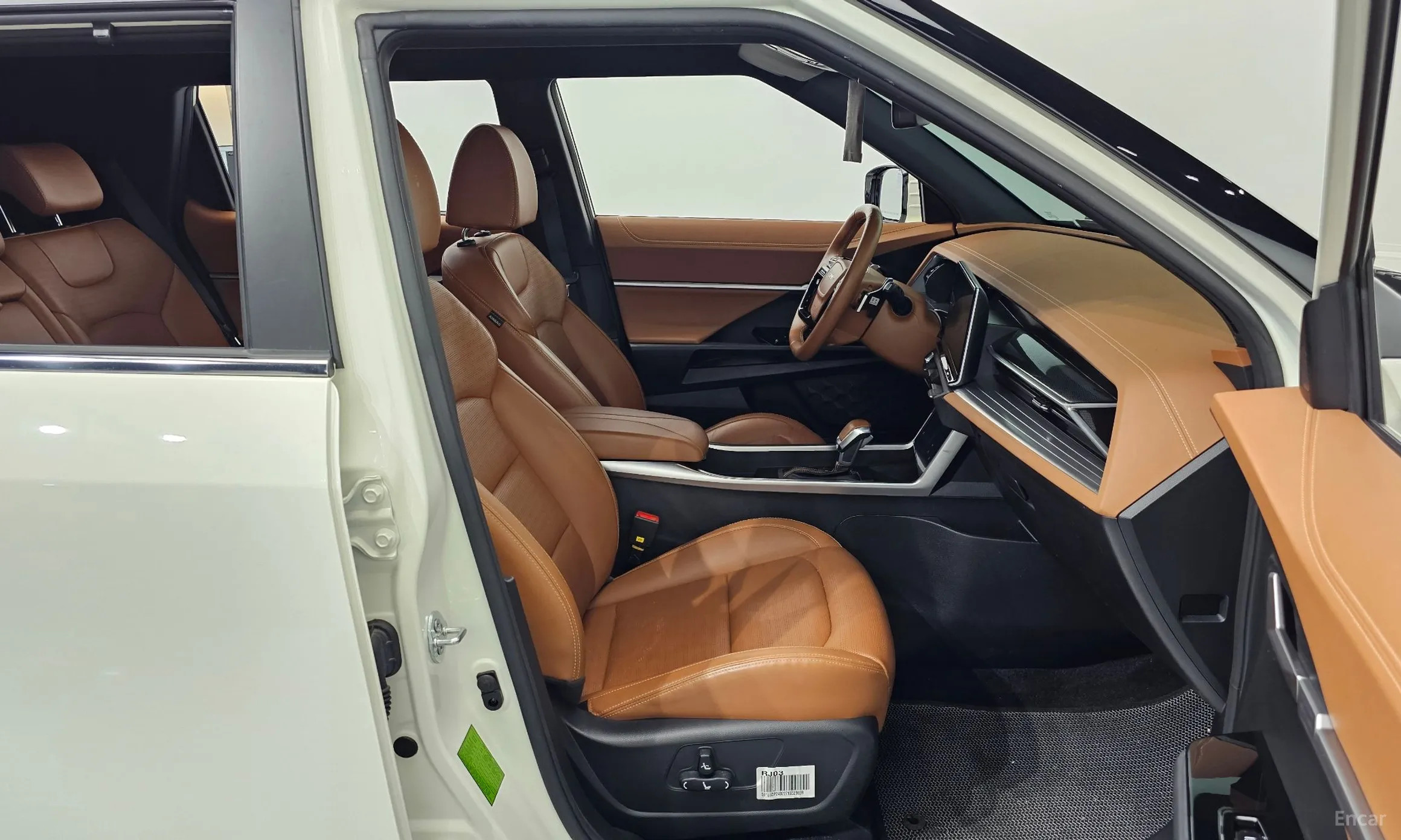 KG Mobility (SsangYong) Torres превью 10