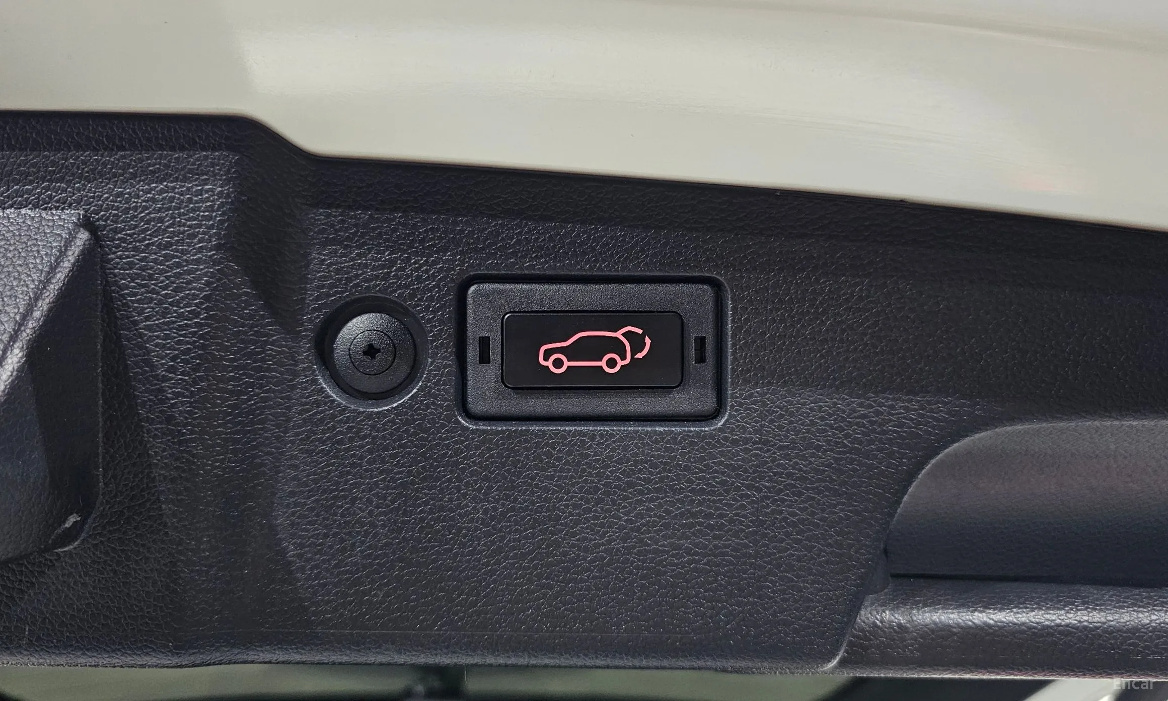 KG Mobility (SsangYong) Torres превью 20