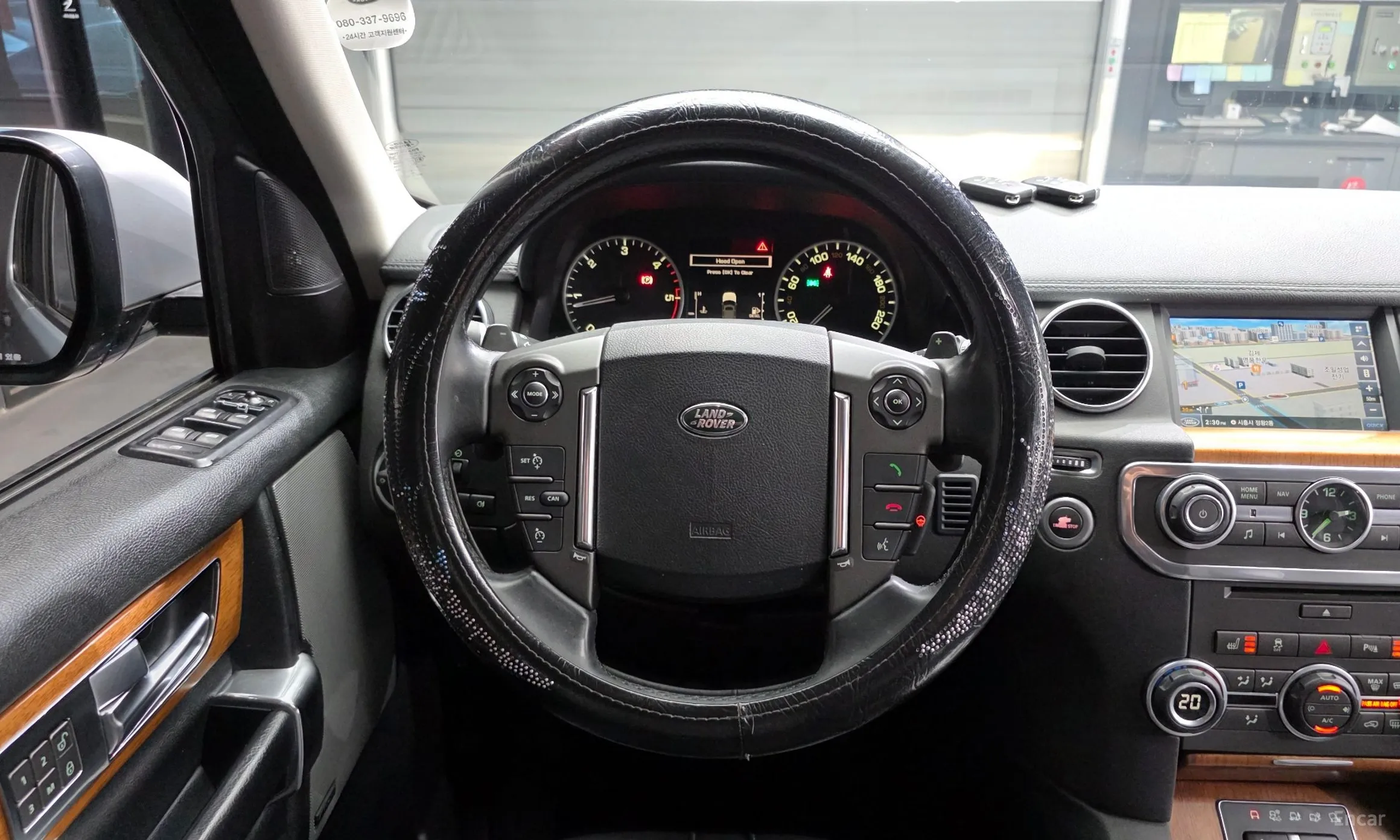 Land Rover Discovery 4 превью 13