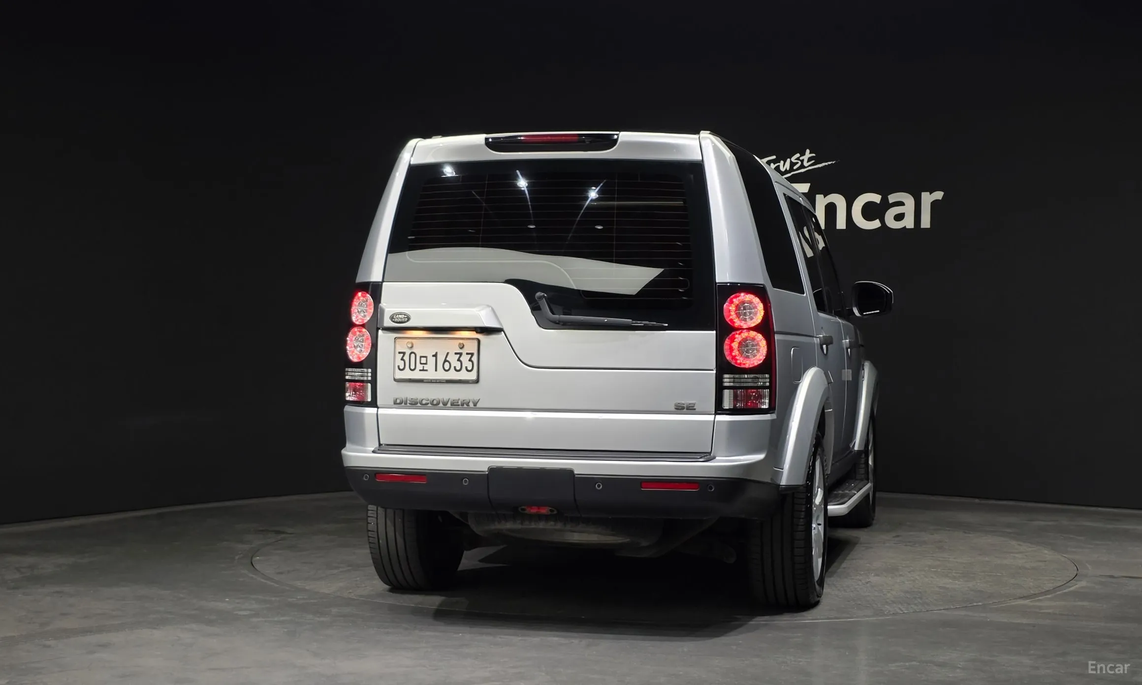 Land Rover Discovery 4 превью 4