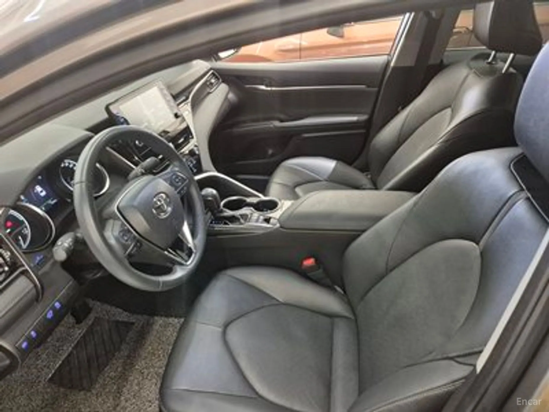 Toyota Camry (XV70) превью 10