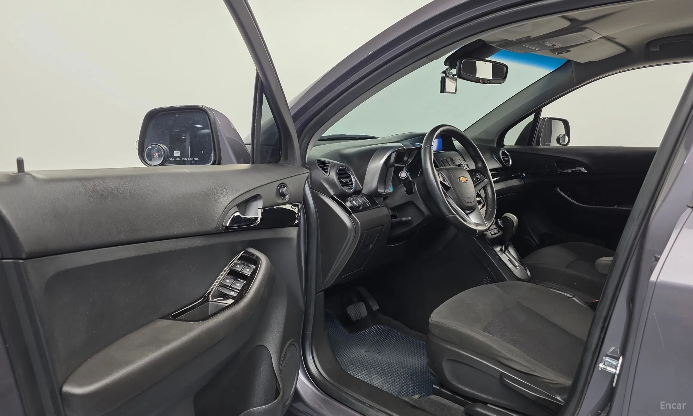 Chevrolet (GM Daewoo) Orlando превью 10