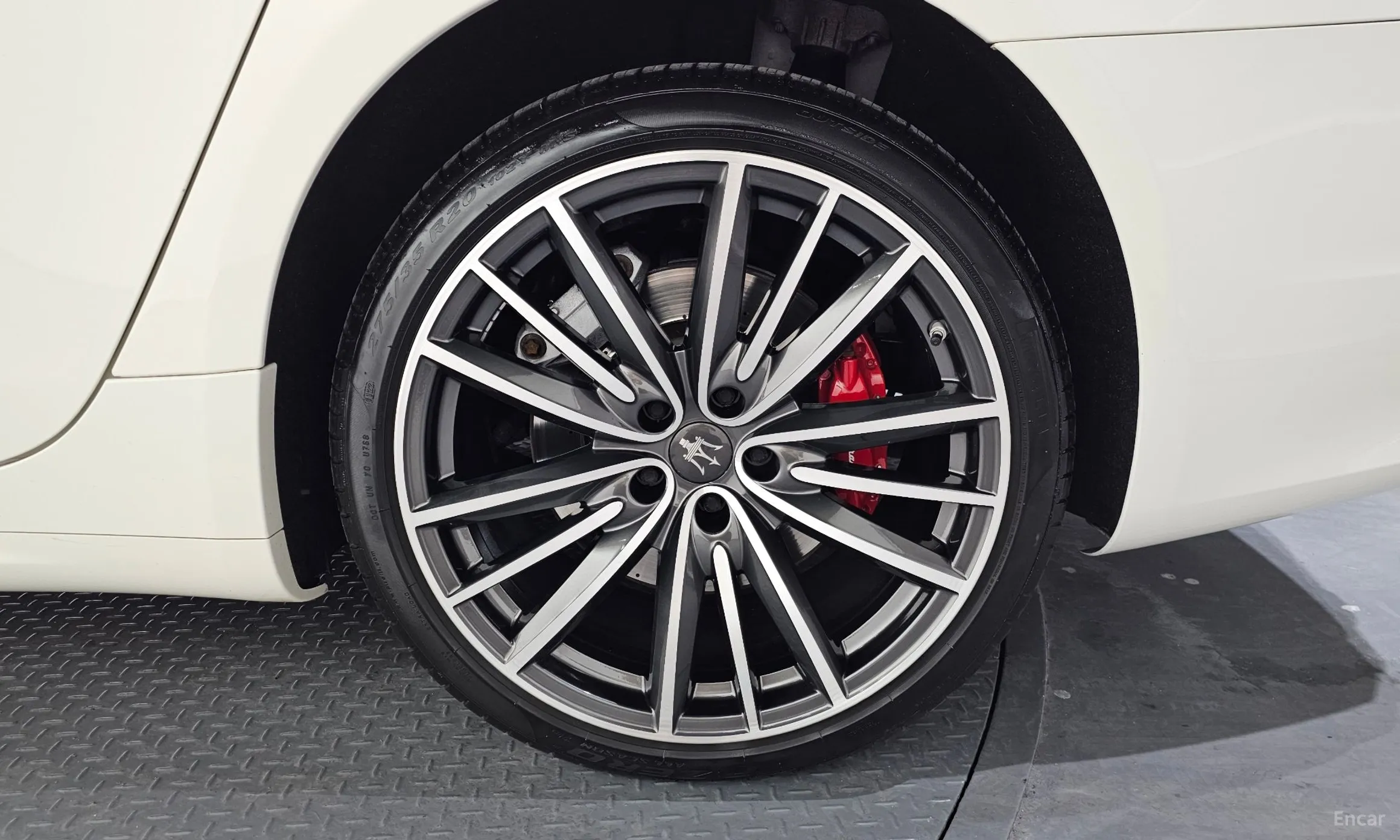 Maserati Quattroporte превью 5
