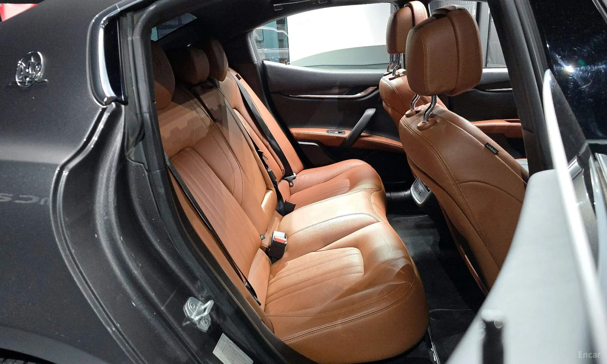 Maserati Ghibli превью 12