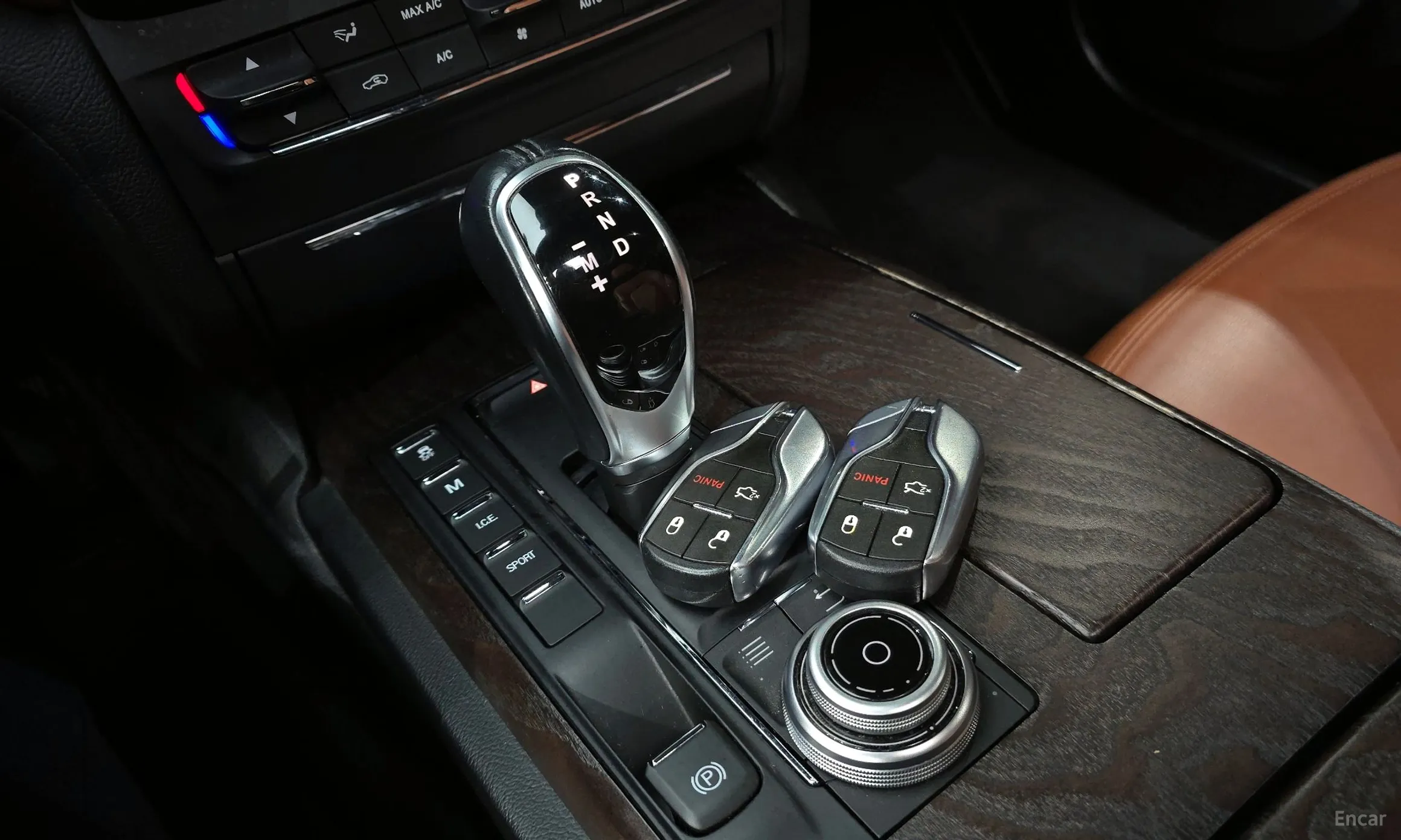 Maserati Ghibli превью 9