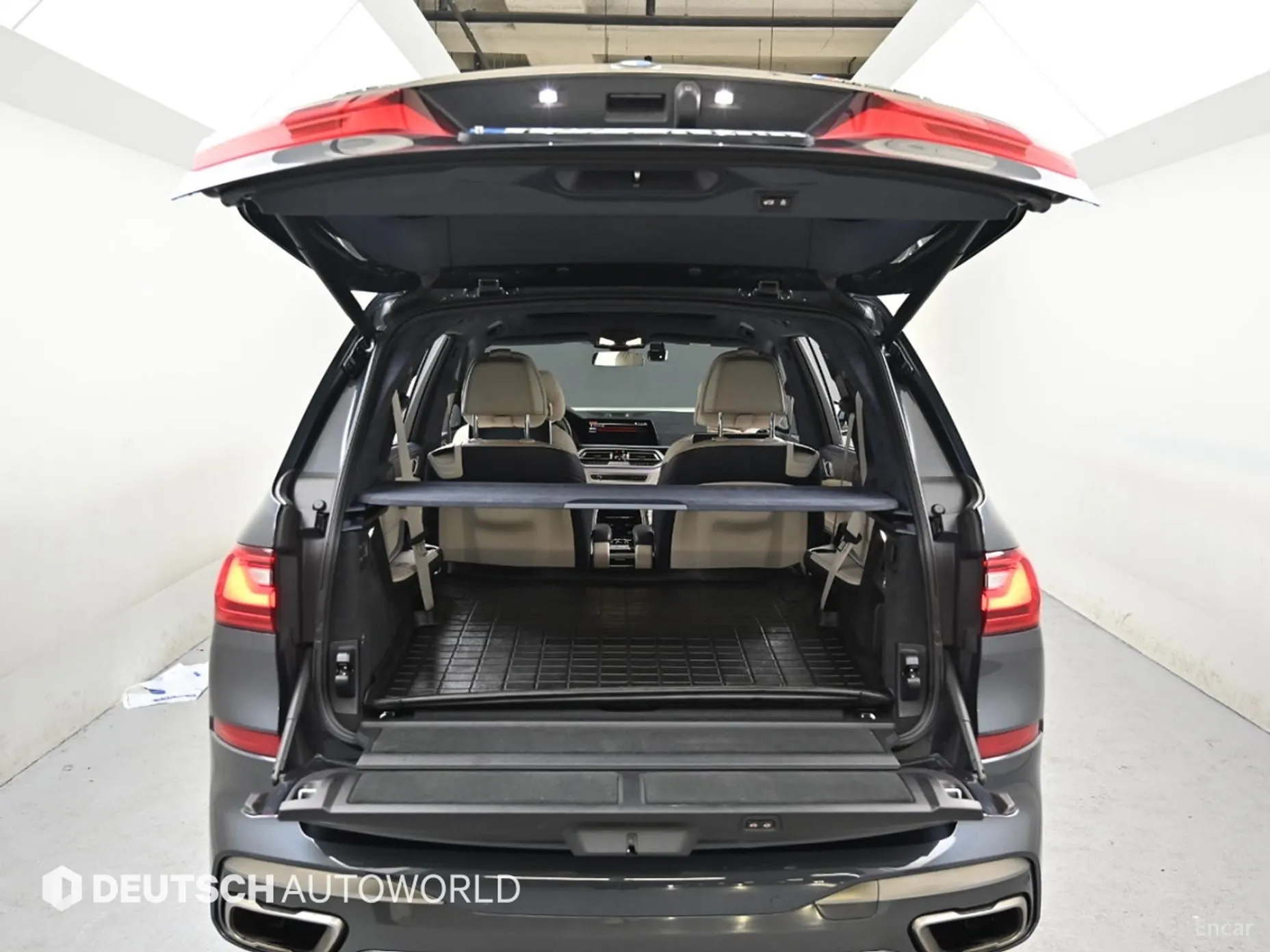 BMW X7 (G07) превью 19