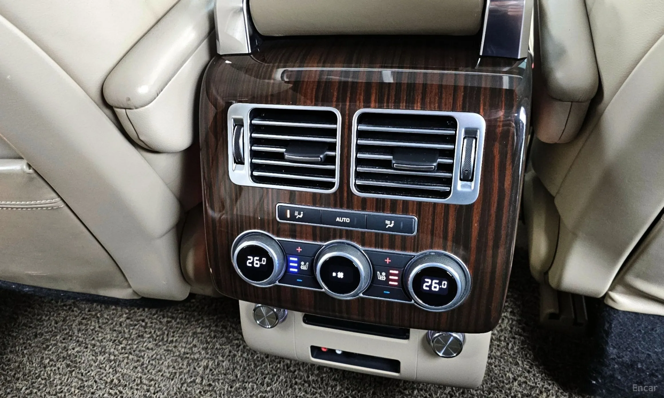 Land Rover Range Rover 4th Generation превью 17