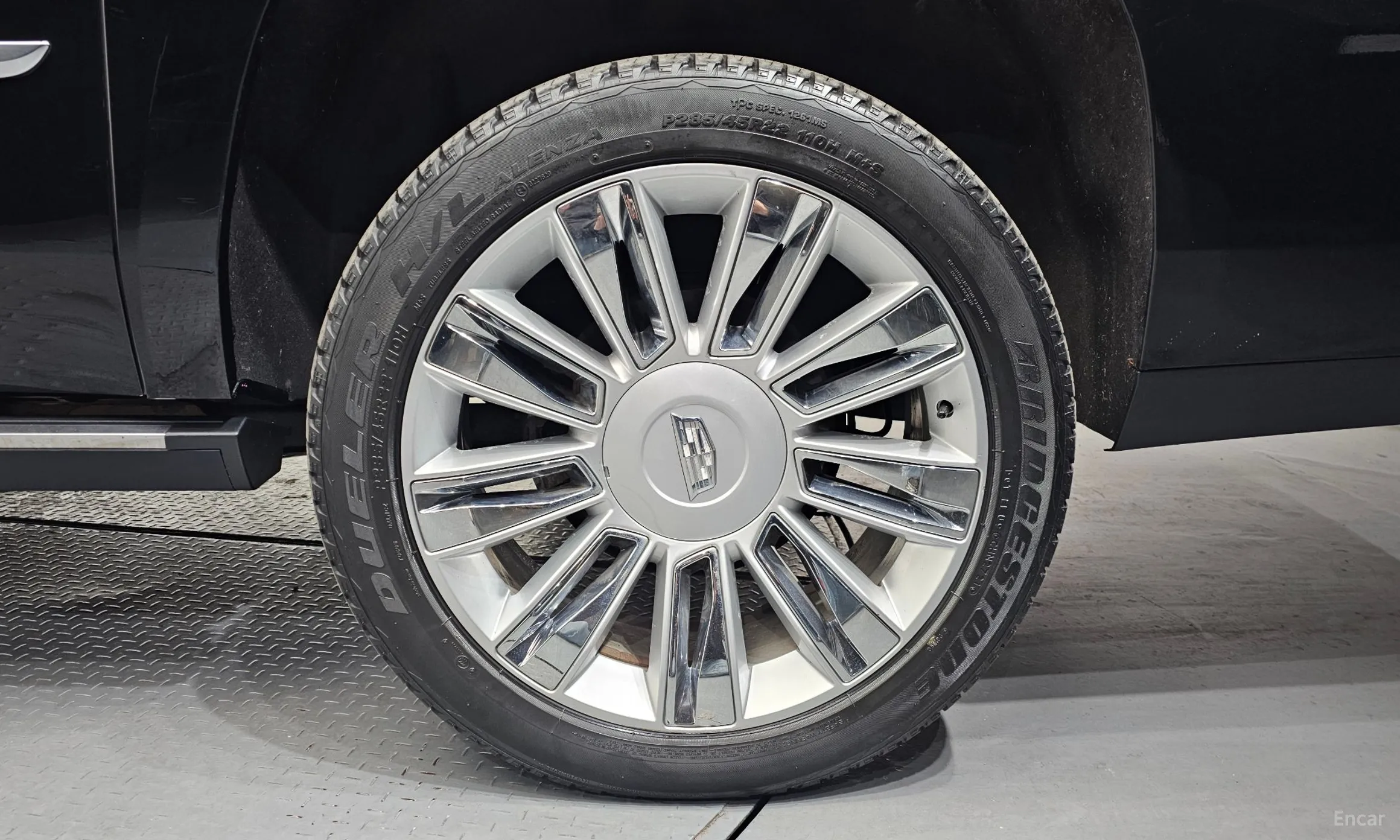 Cadillac Escalade превью 5