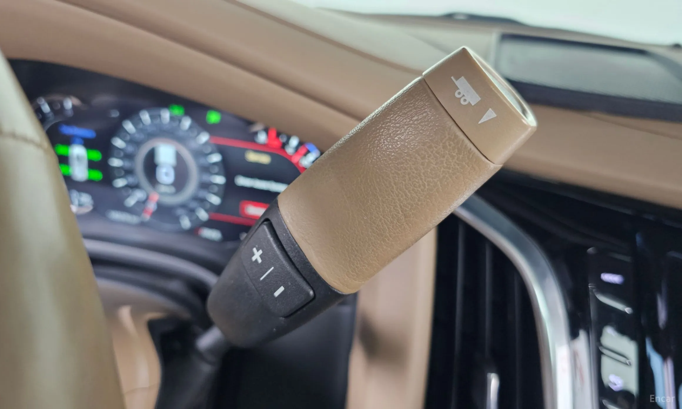 Cadillac Escalade превью 9