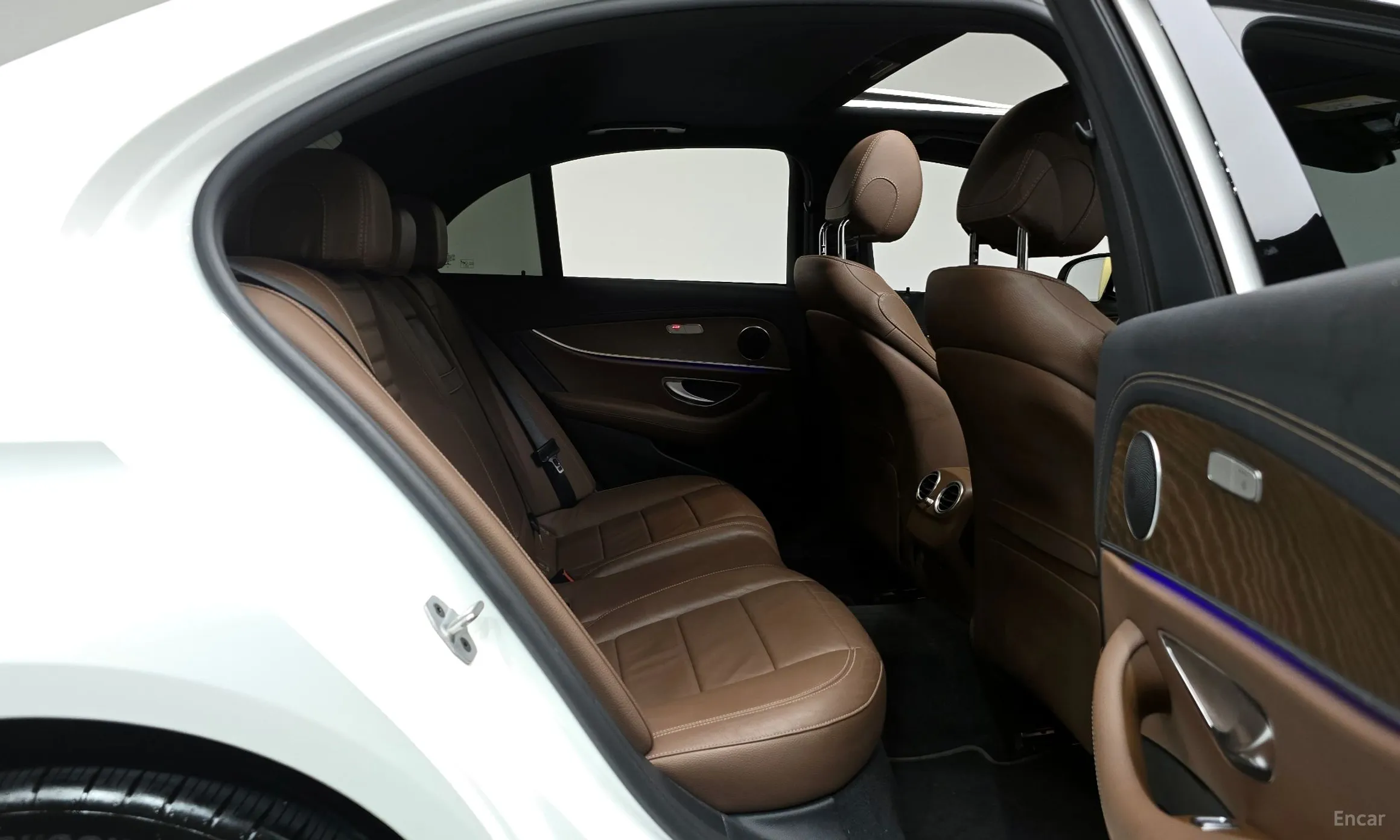 Mercedes Benz E-Class W213 превью 12