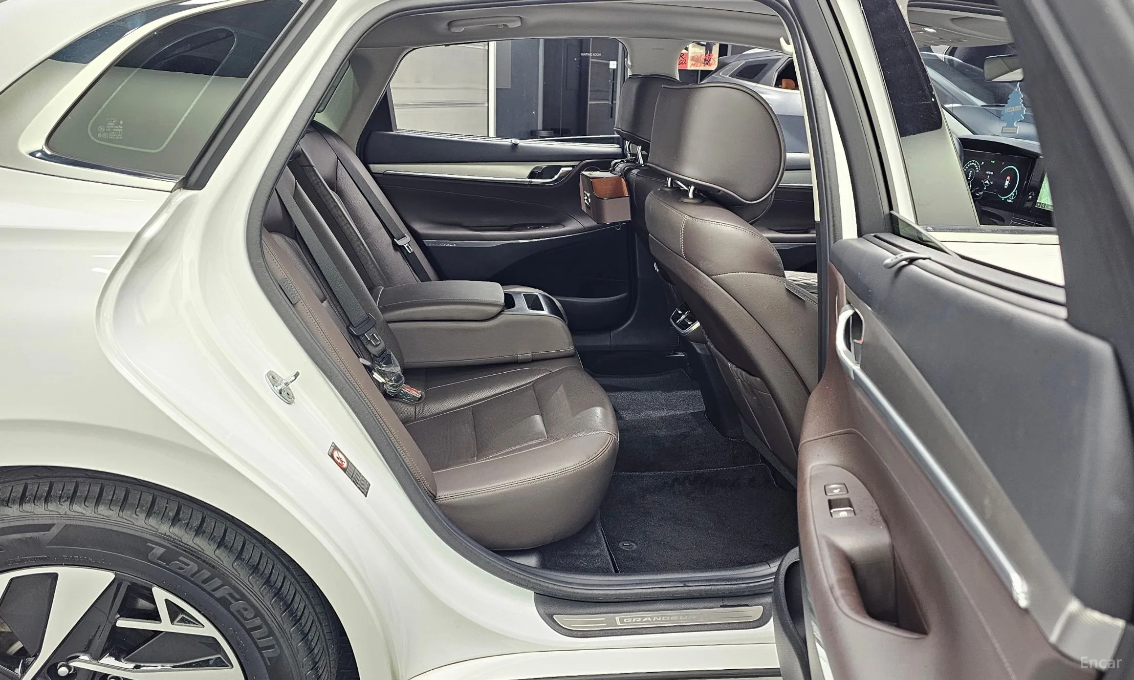 Hyundai Grandeur IG Hybrid превью 12