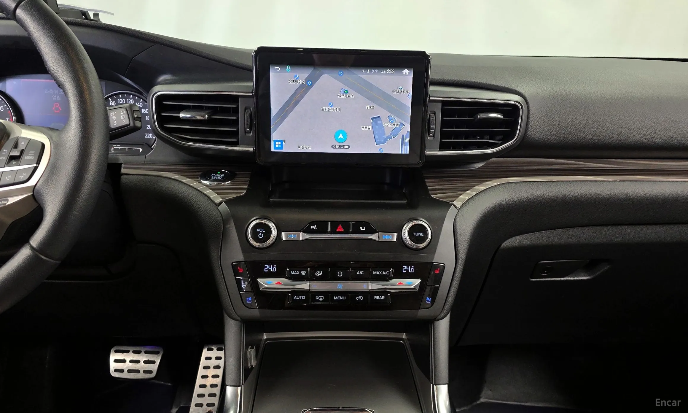 Ford Explorer 6th Generation превью 14
