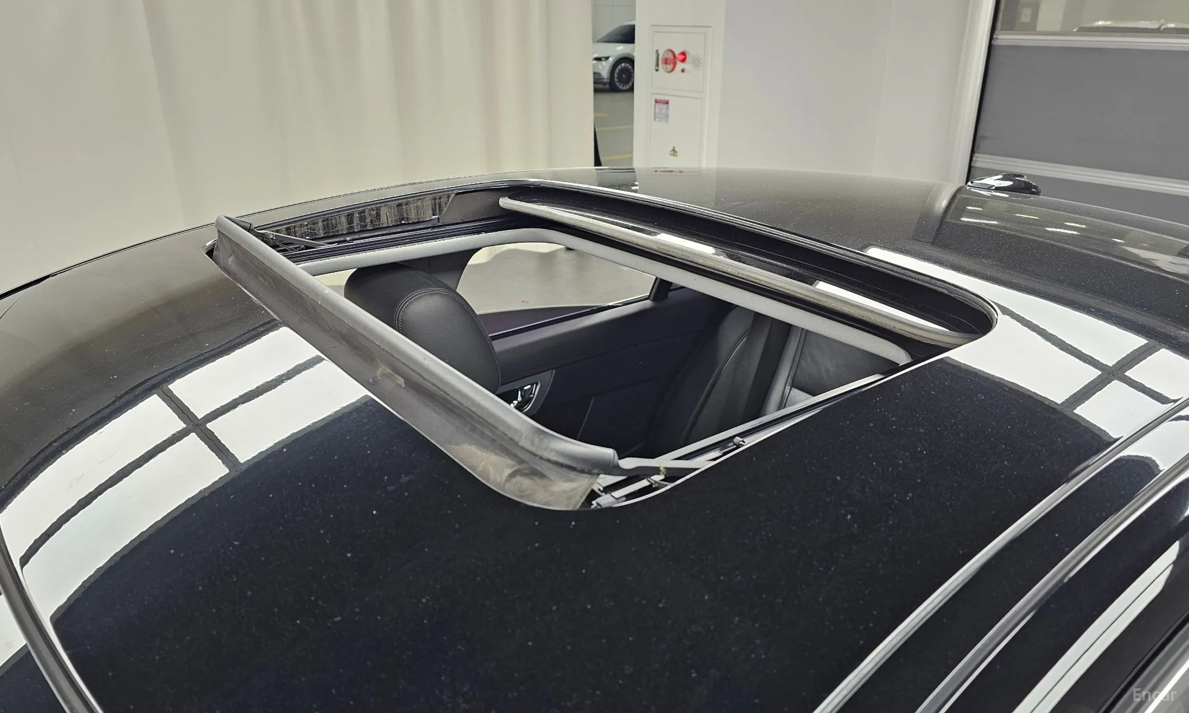 Jaguar New XF превью 19