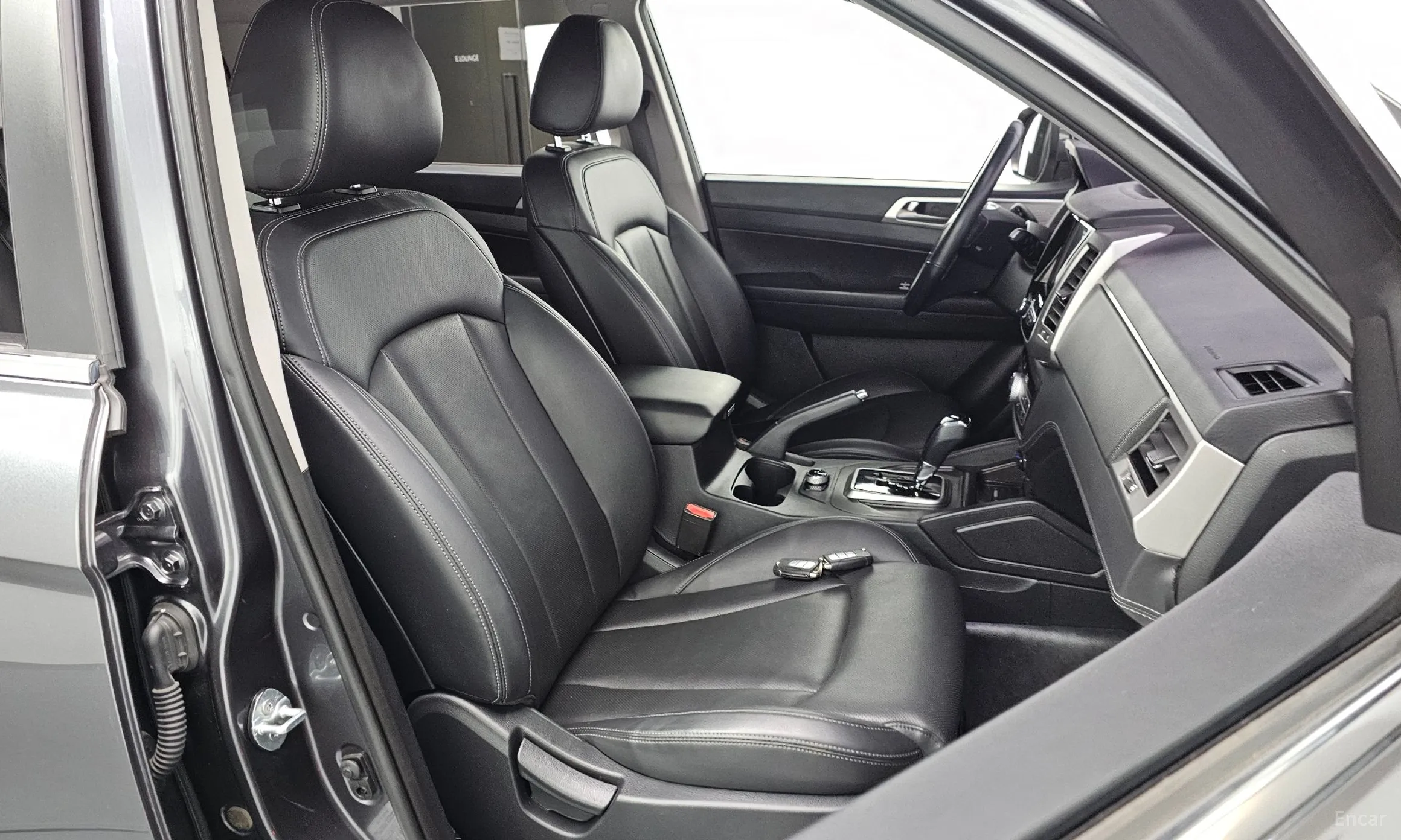KG Mobility (SsangYong) Rexton Sports превью 10