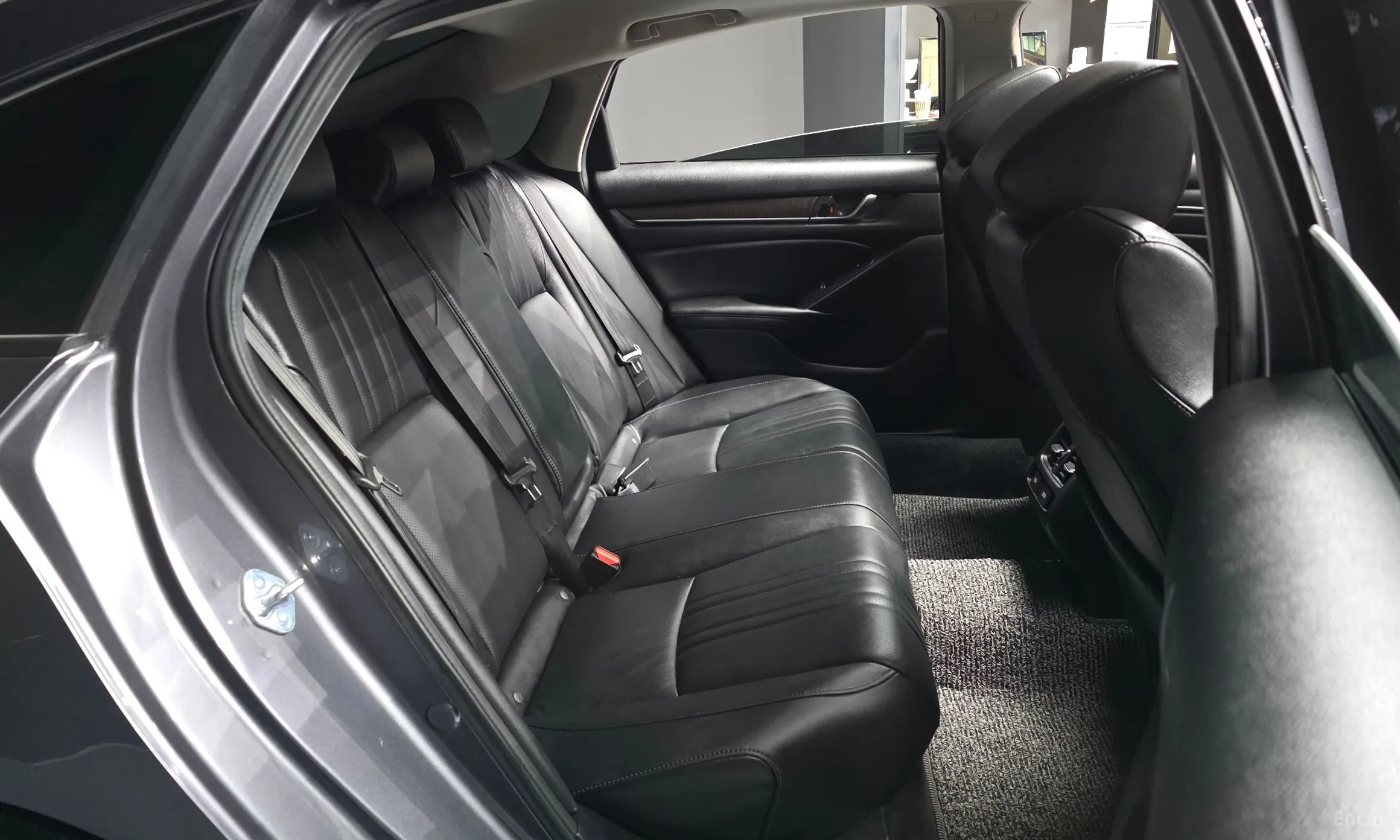 Honda Accord 10th Generation превью 12