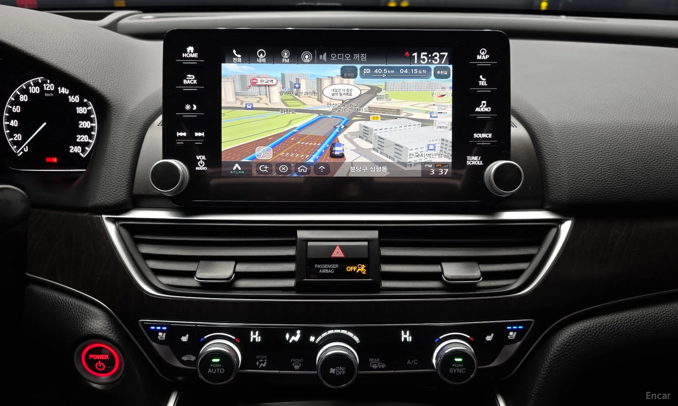 Honda Accord 10th Generation превью 15
