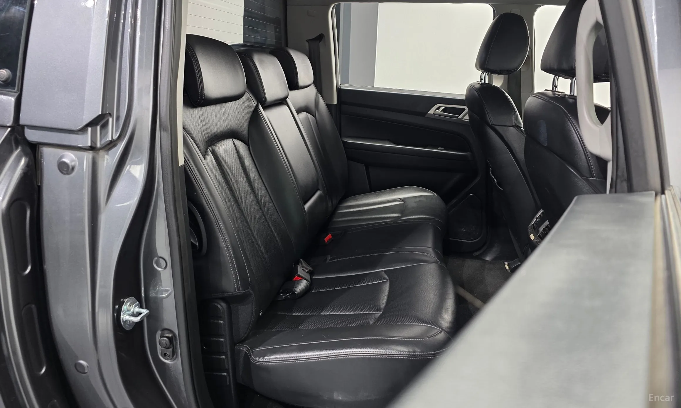 KG Mobility (SsangYong) Rexton Sports превью 12