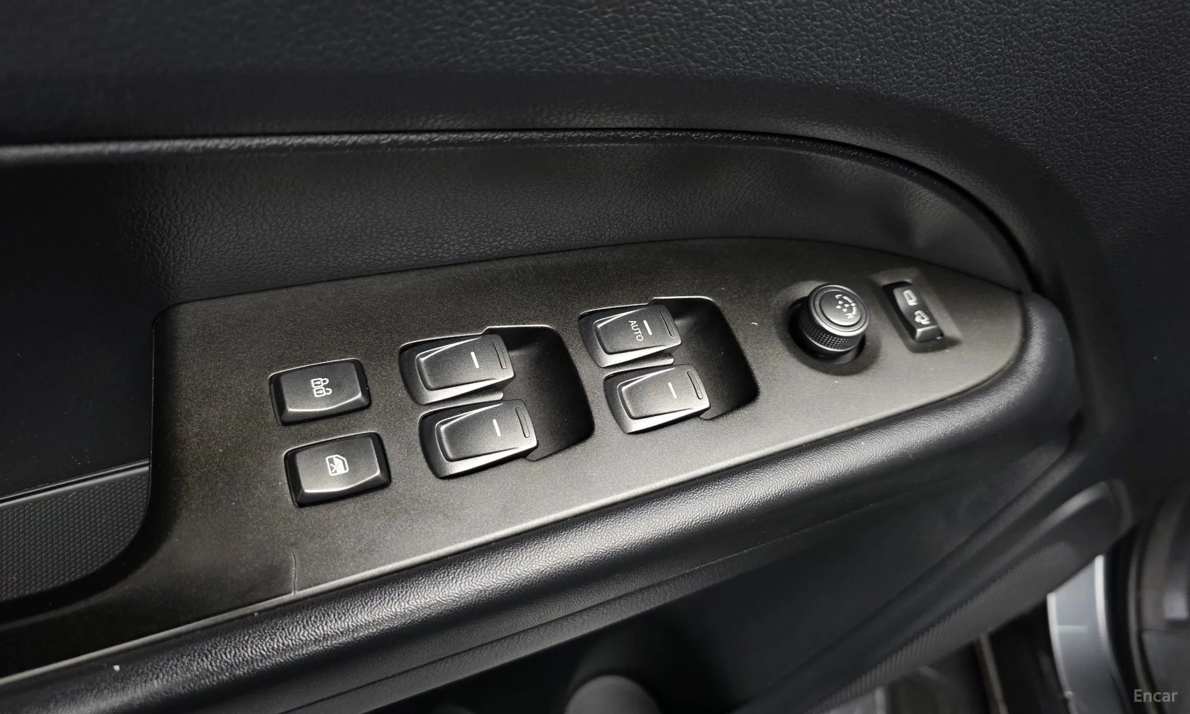 KG Mobility (SsangYong) Rexton Sports превью 17