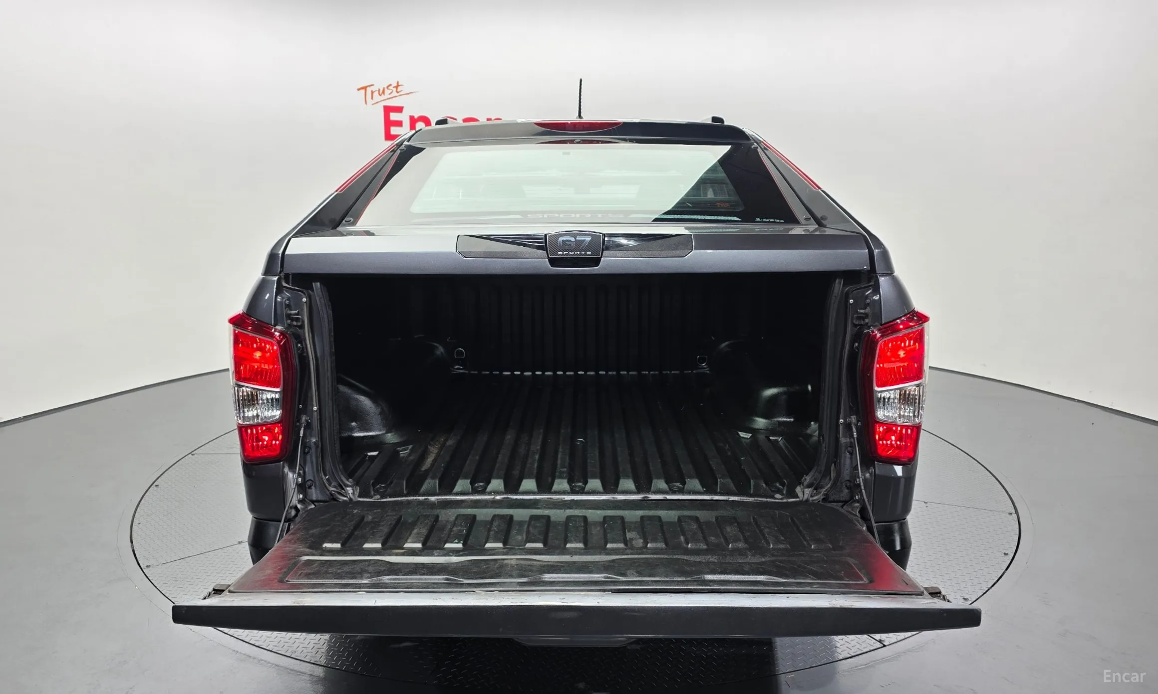 KG Mobility (SsangYong) Rexton Sports превью 20