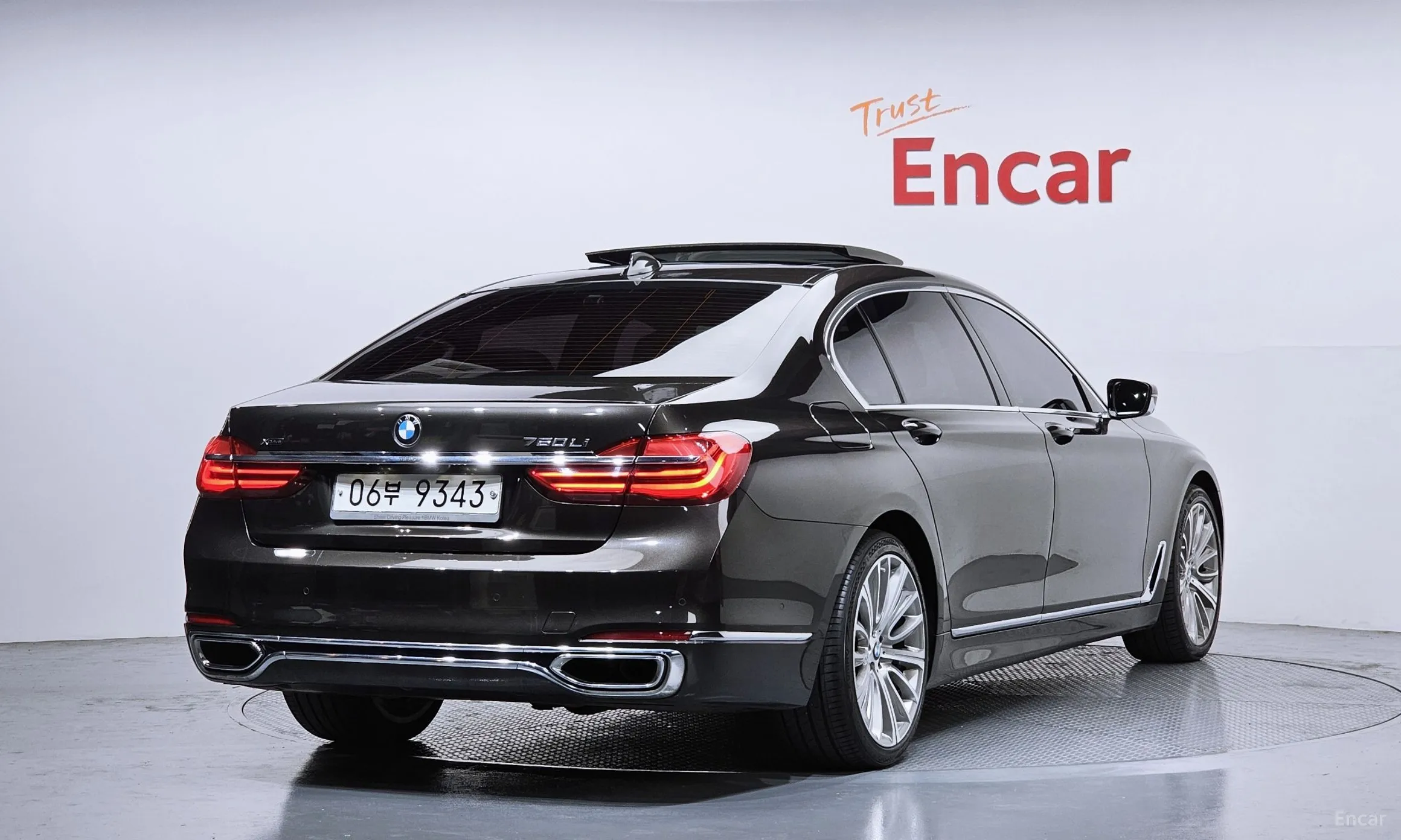 BMW 7 Series (G11)