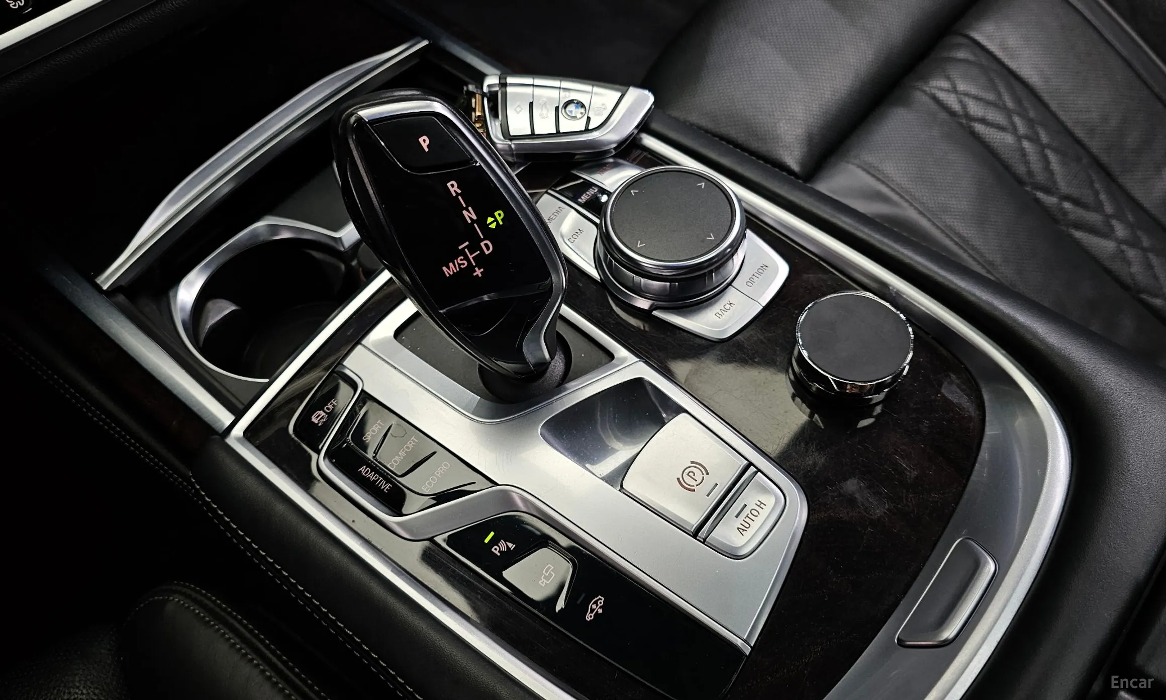 BMW 7 Series (G11) превью 9
