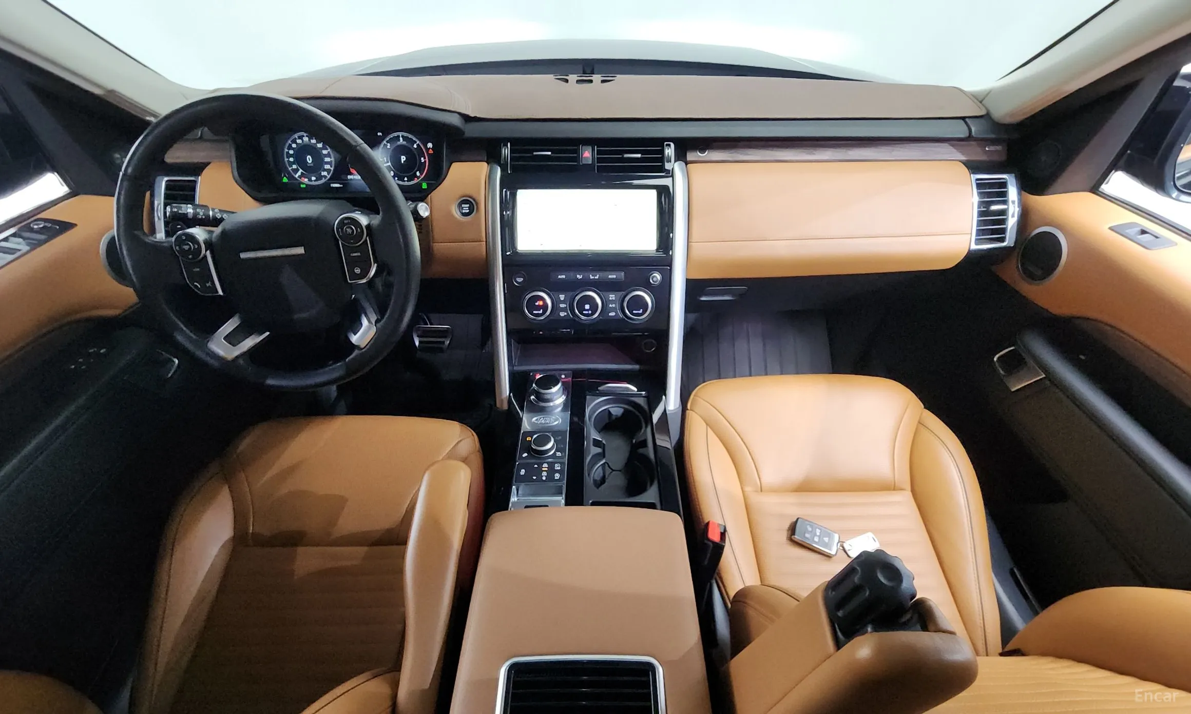 Land Rover Discovery 5 превью 7