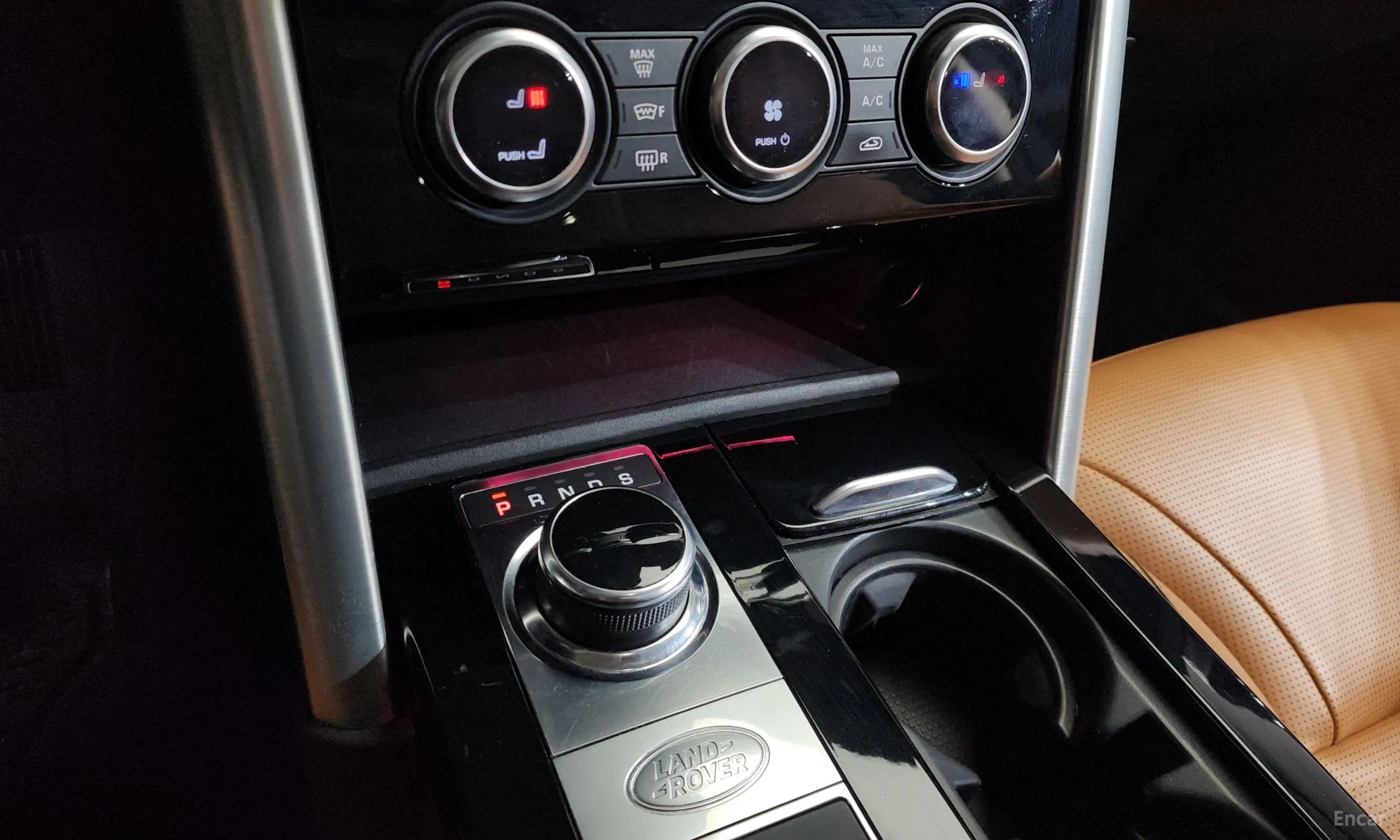 Land Rover Discovery 5 превью 9