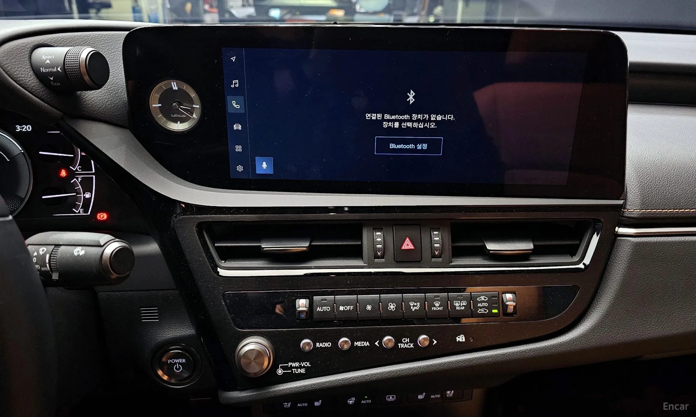 Lexus ES300h 7th Generation превью 14